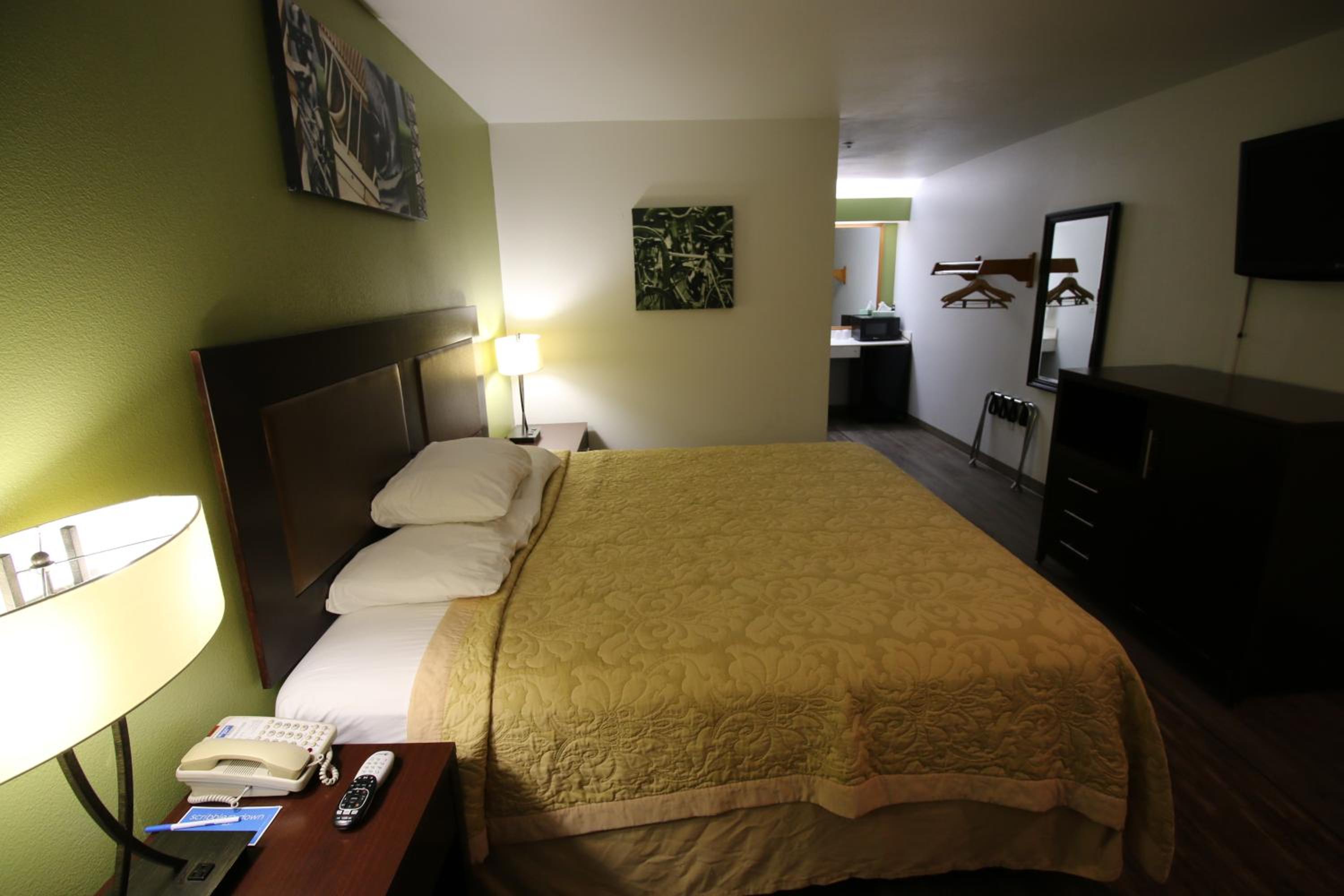 King Room - Disability Access - Photo 1