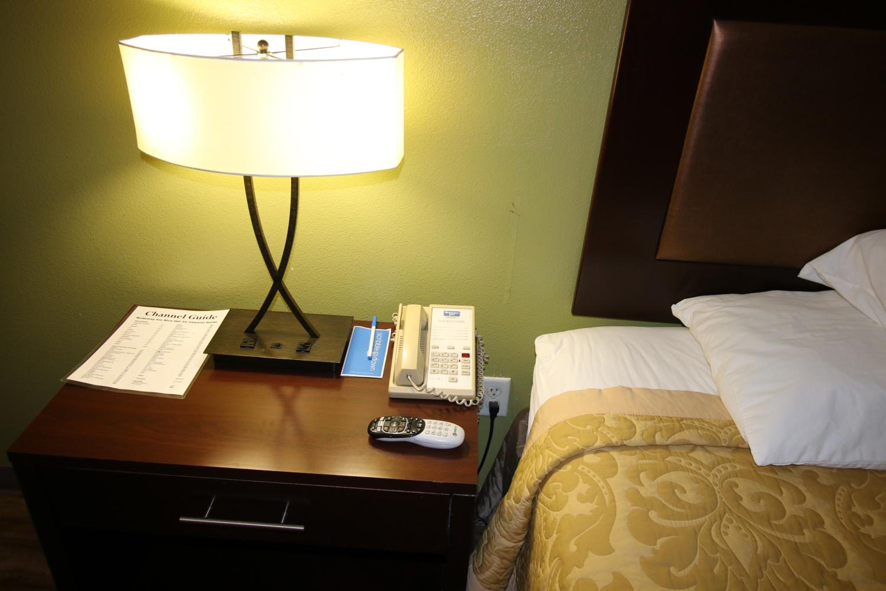 King Room - Disability Access - Photo 2