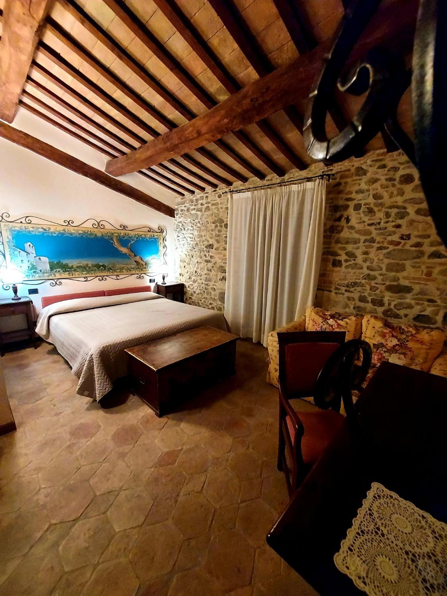 Superior Triple Room photo 2