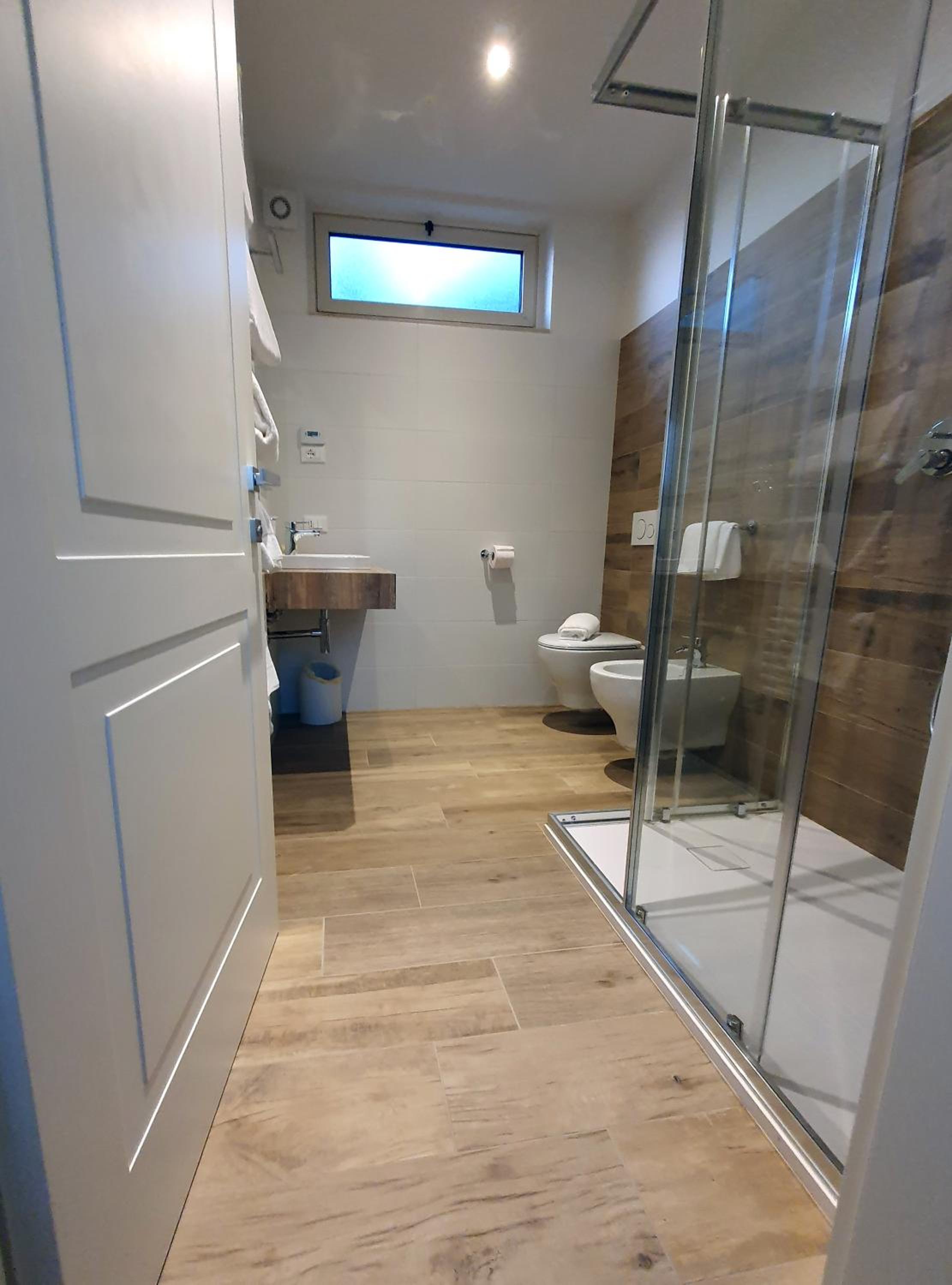 Double or Twin Room photo 2