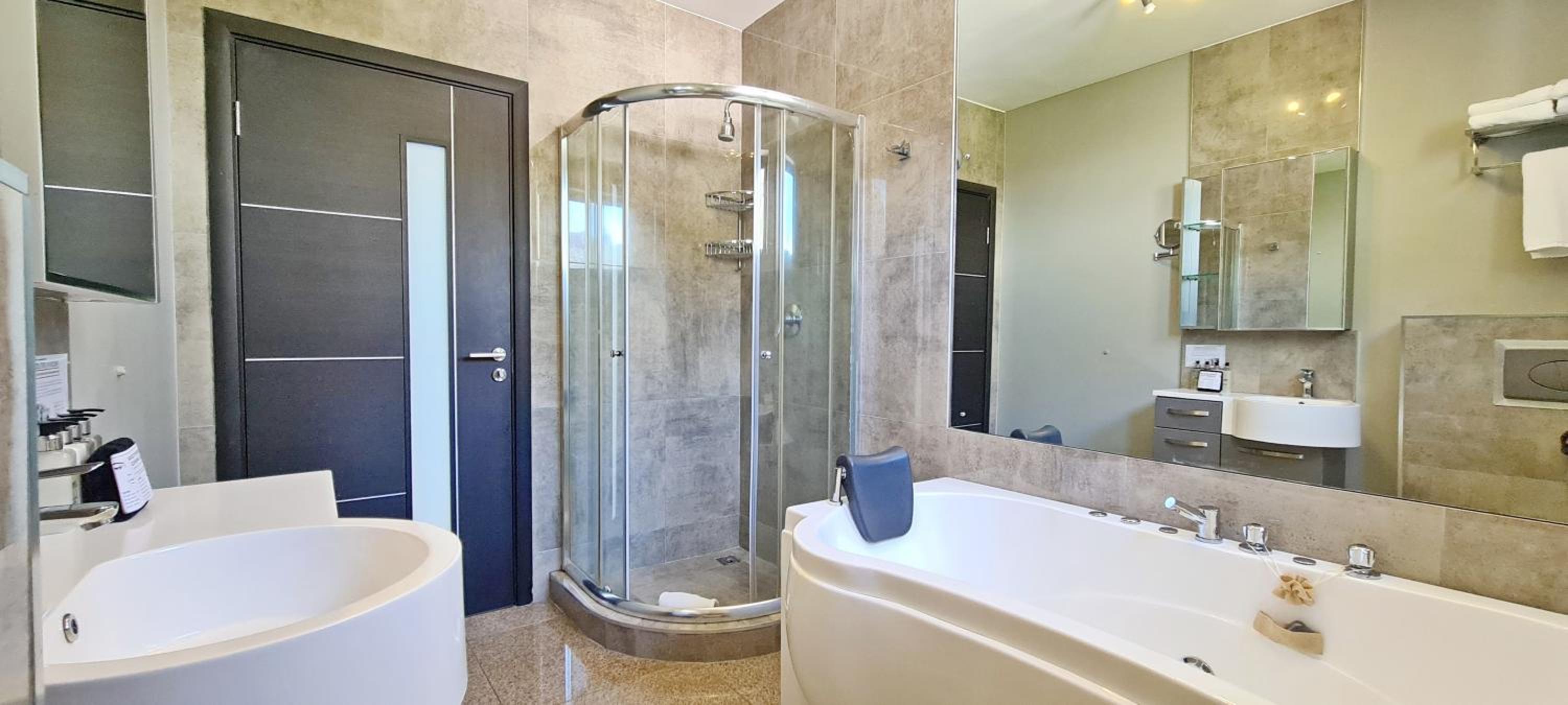 Luxury Double Room with Sea View - Aquamarine - Photo 9