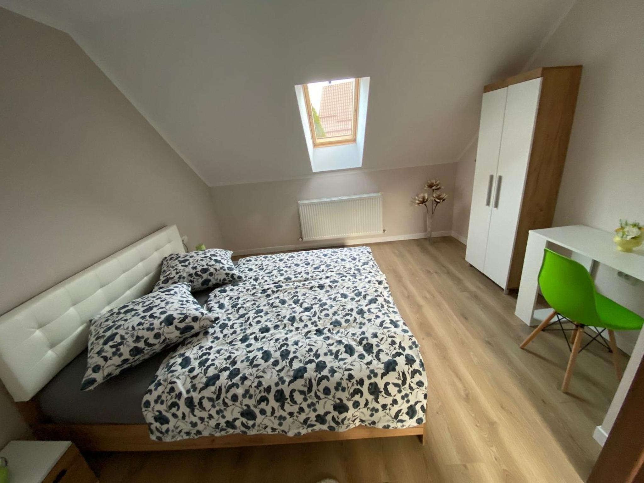 Suite with Balcony - Photo 7
