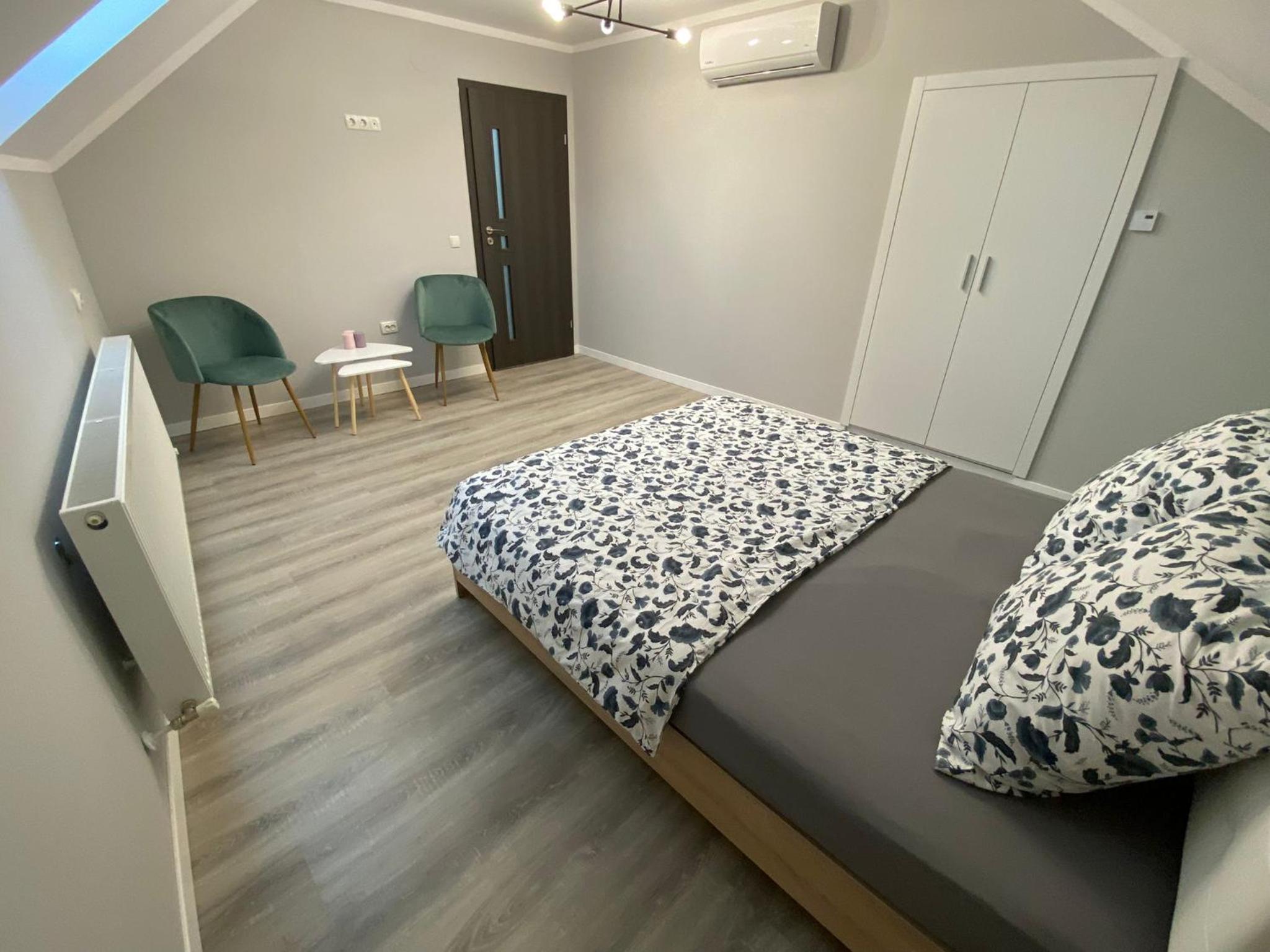 Two-Bedroom Suite - Photo 19