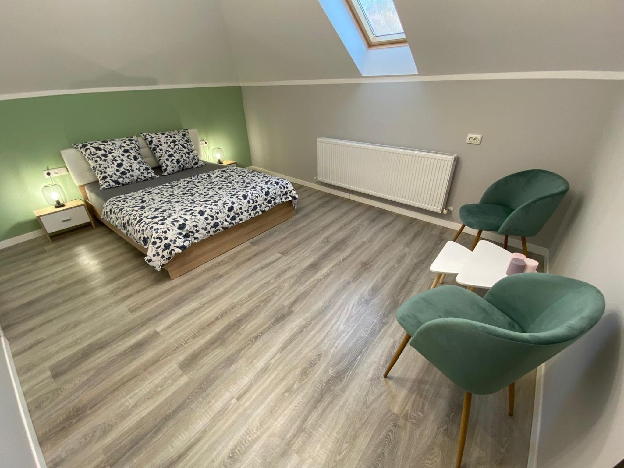 Two-Bedroom Suite - Photo 18