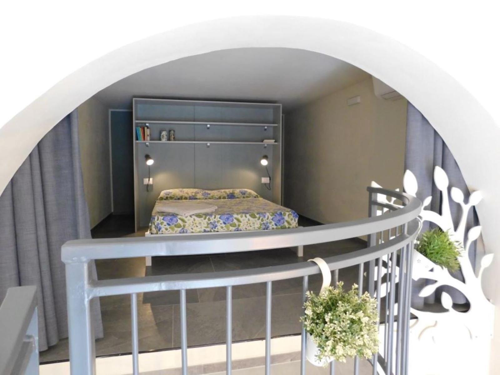One-Bedroom Apartment - Photo 6
