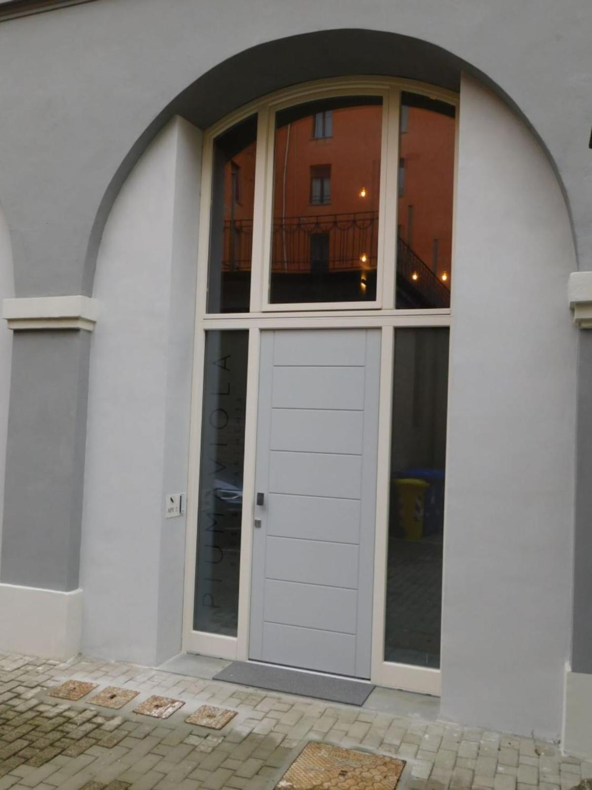 One-Bedroom Apartment - Photo 11