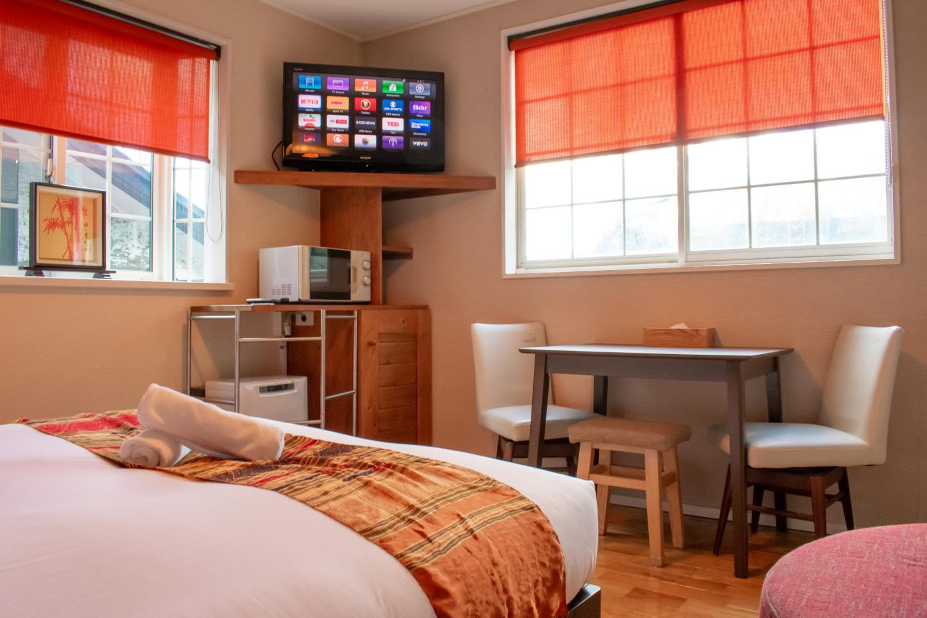 Deluxe Family Suite - Photo 1