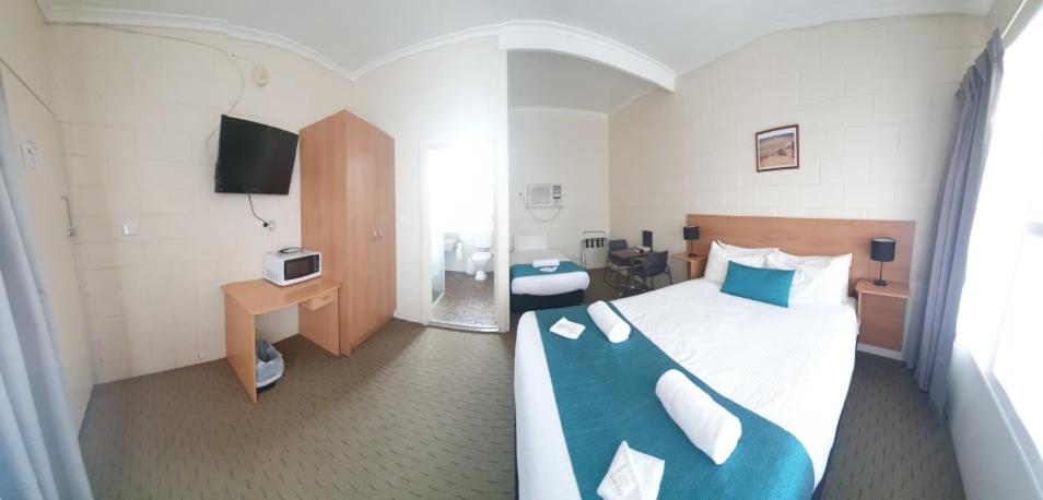 Twin Room photo 1