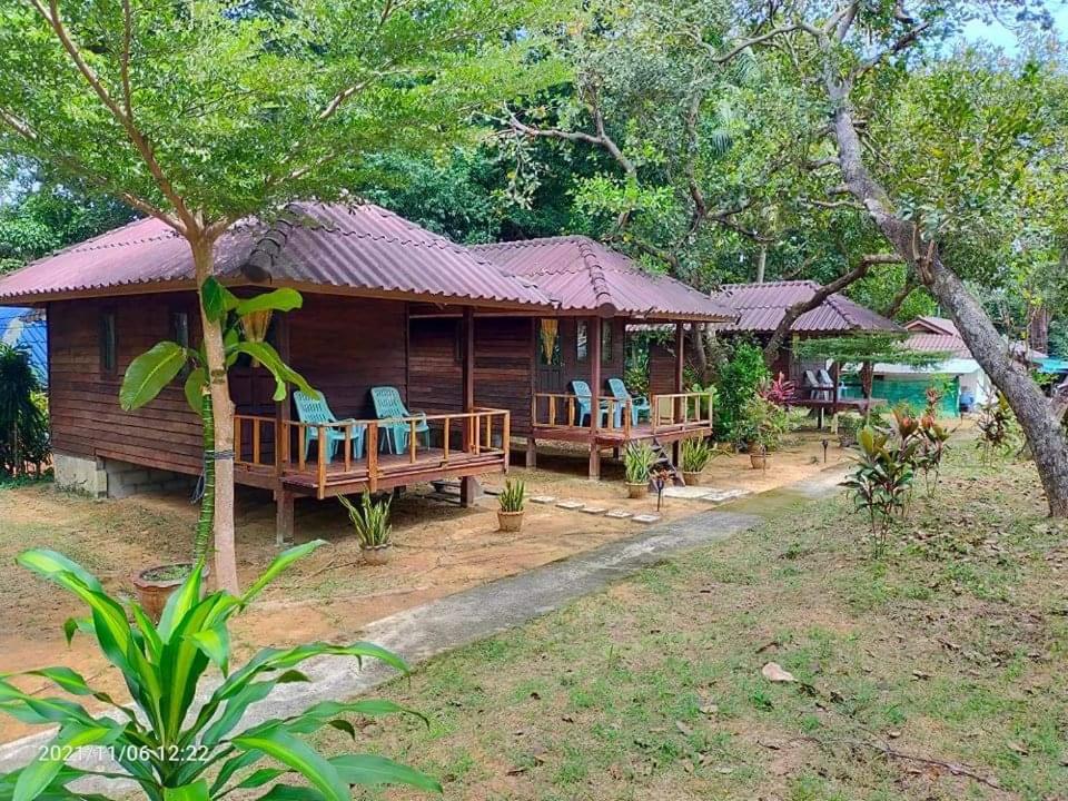 Bungalow with Fan - Photo 13