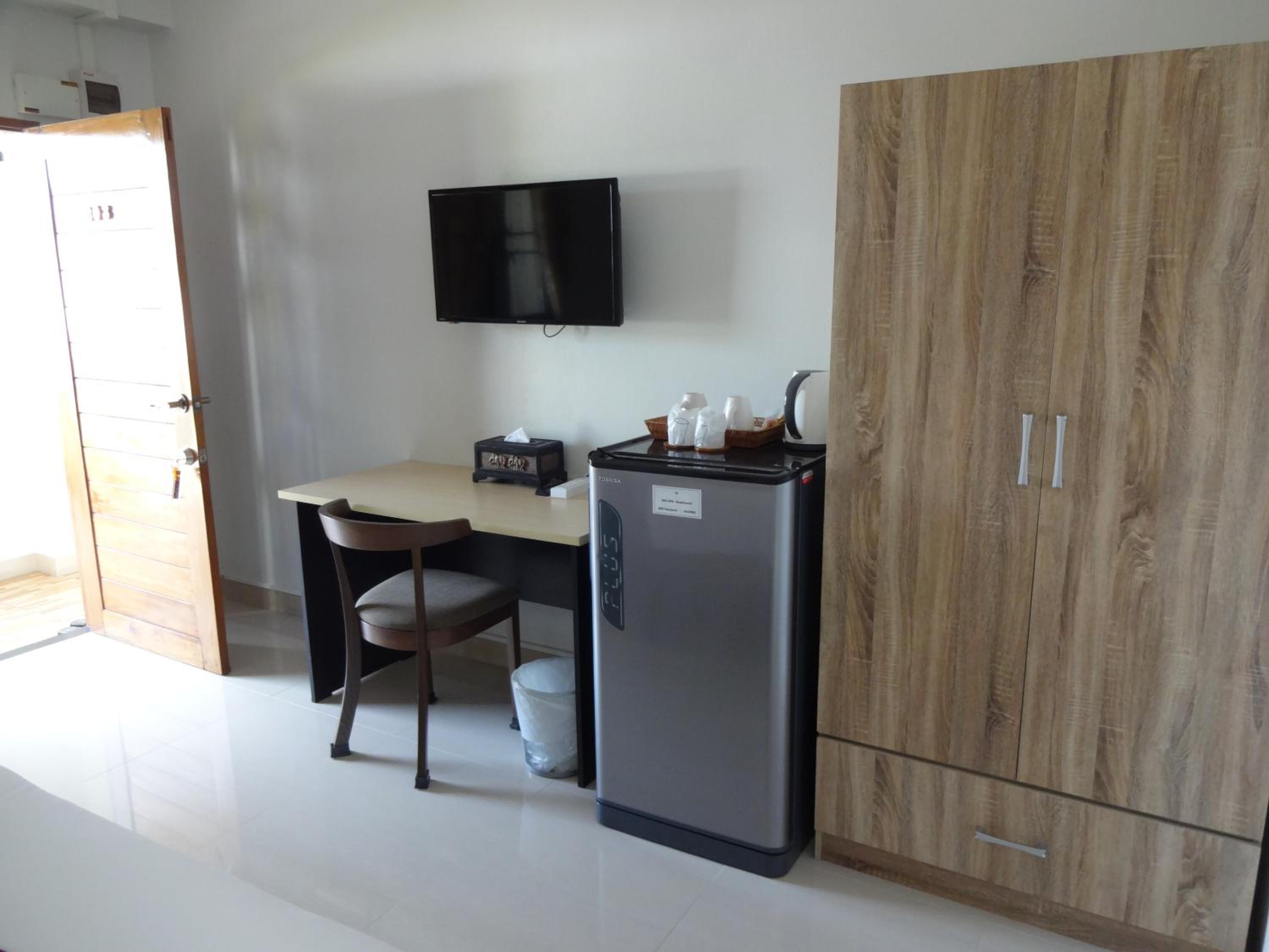 Standard Twin Room- Upper Floor - Photo 20