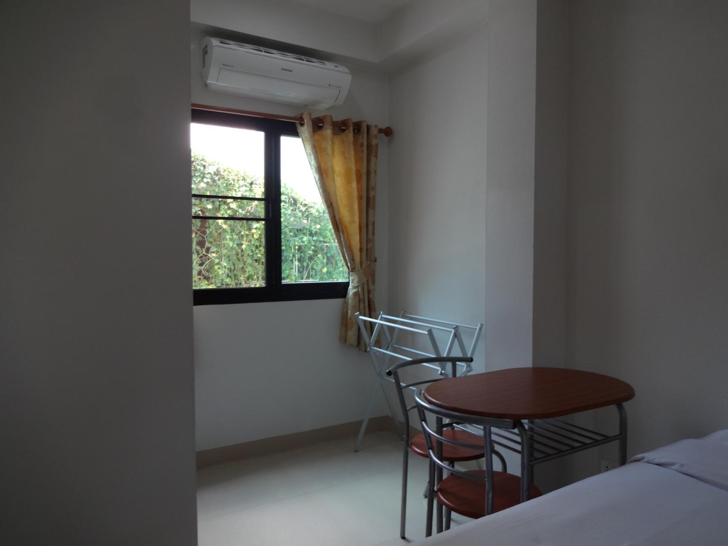 Standard Twin Room- Upper Floor - Photo 13