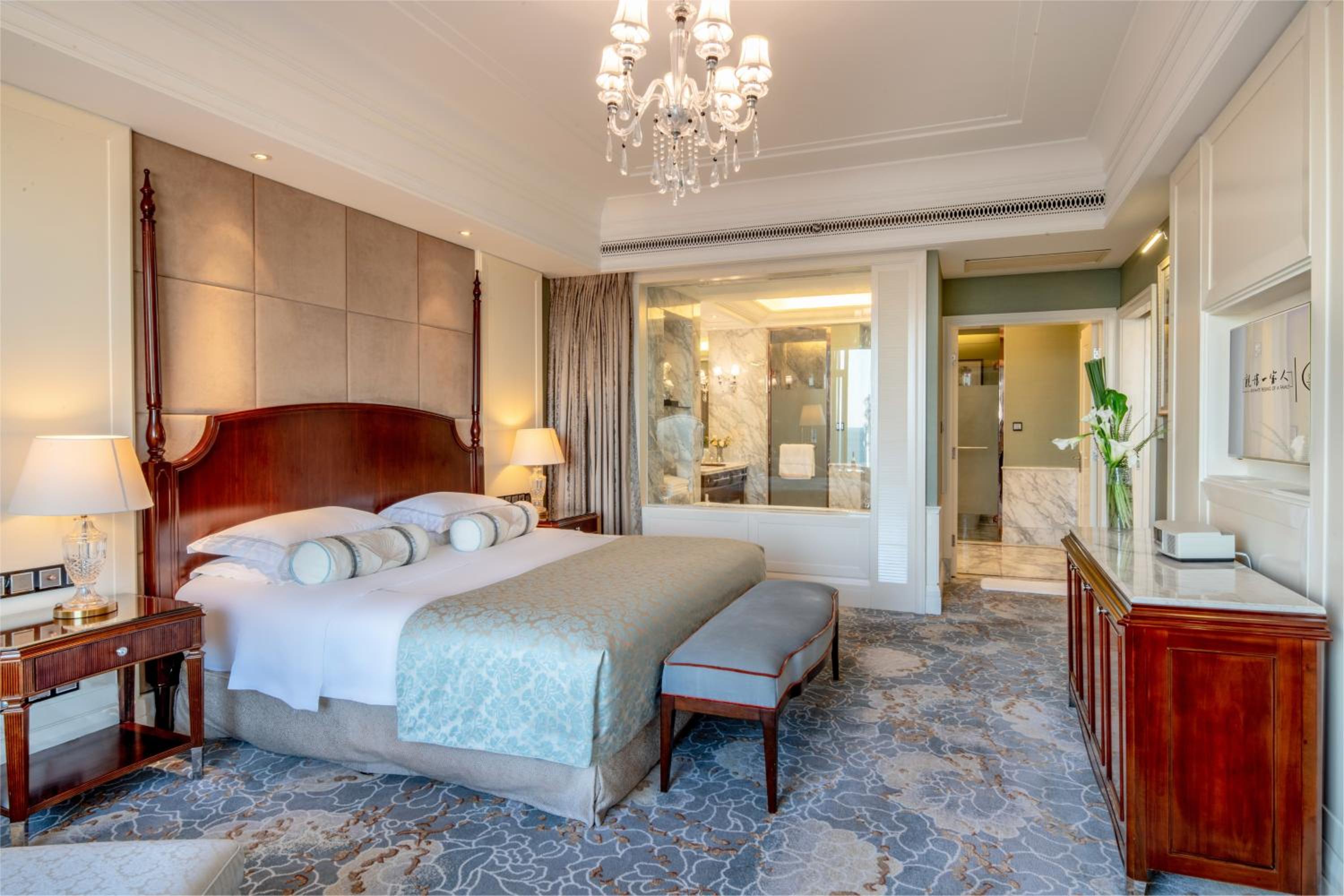 Executive Suite with Sea View