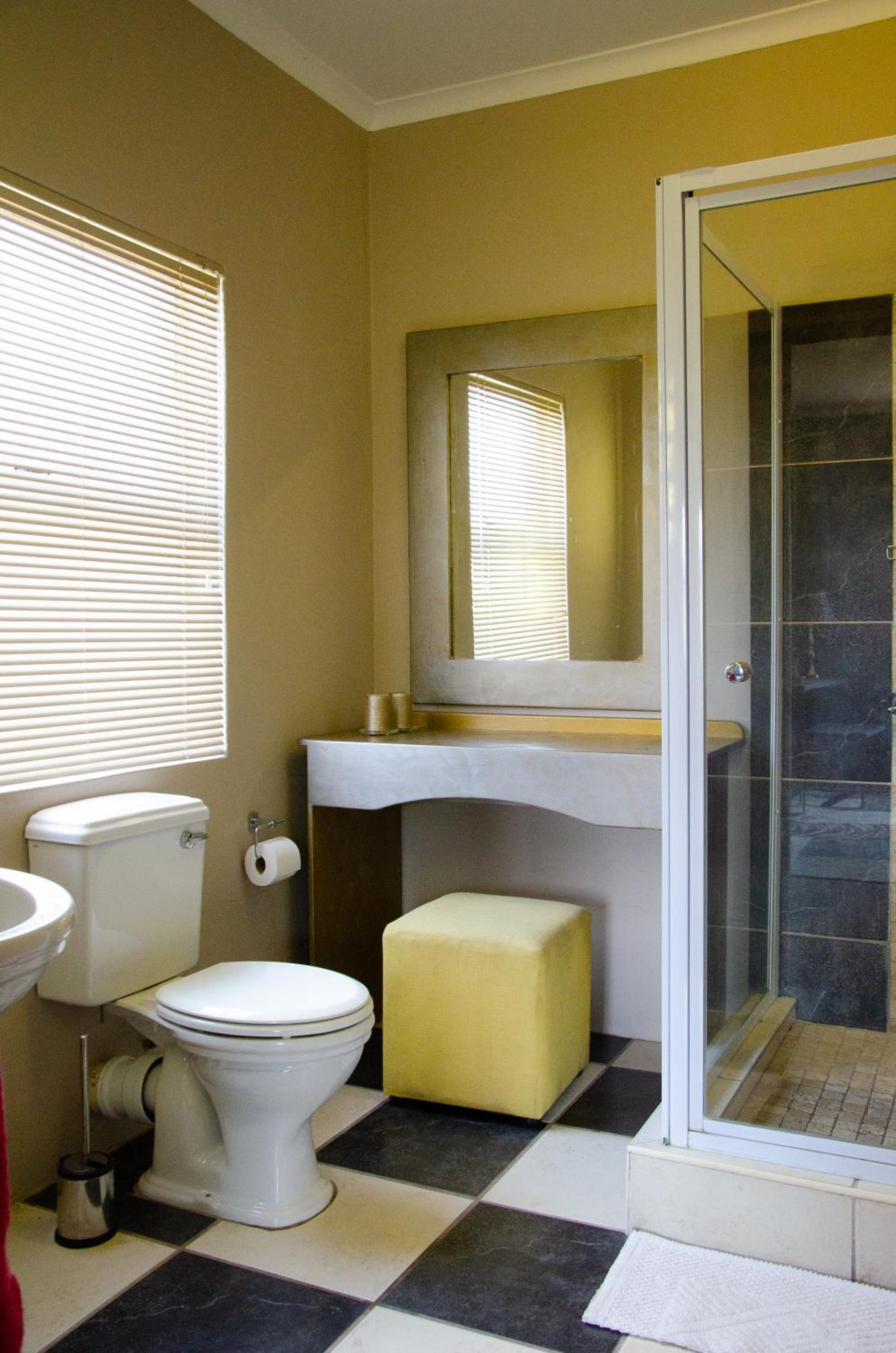 Large Double Room photo 3