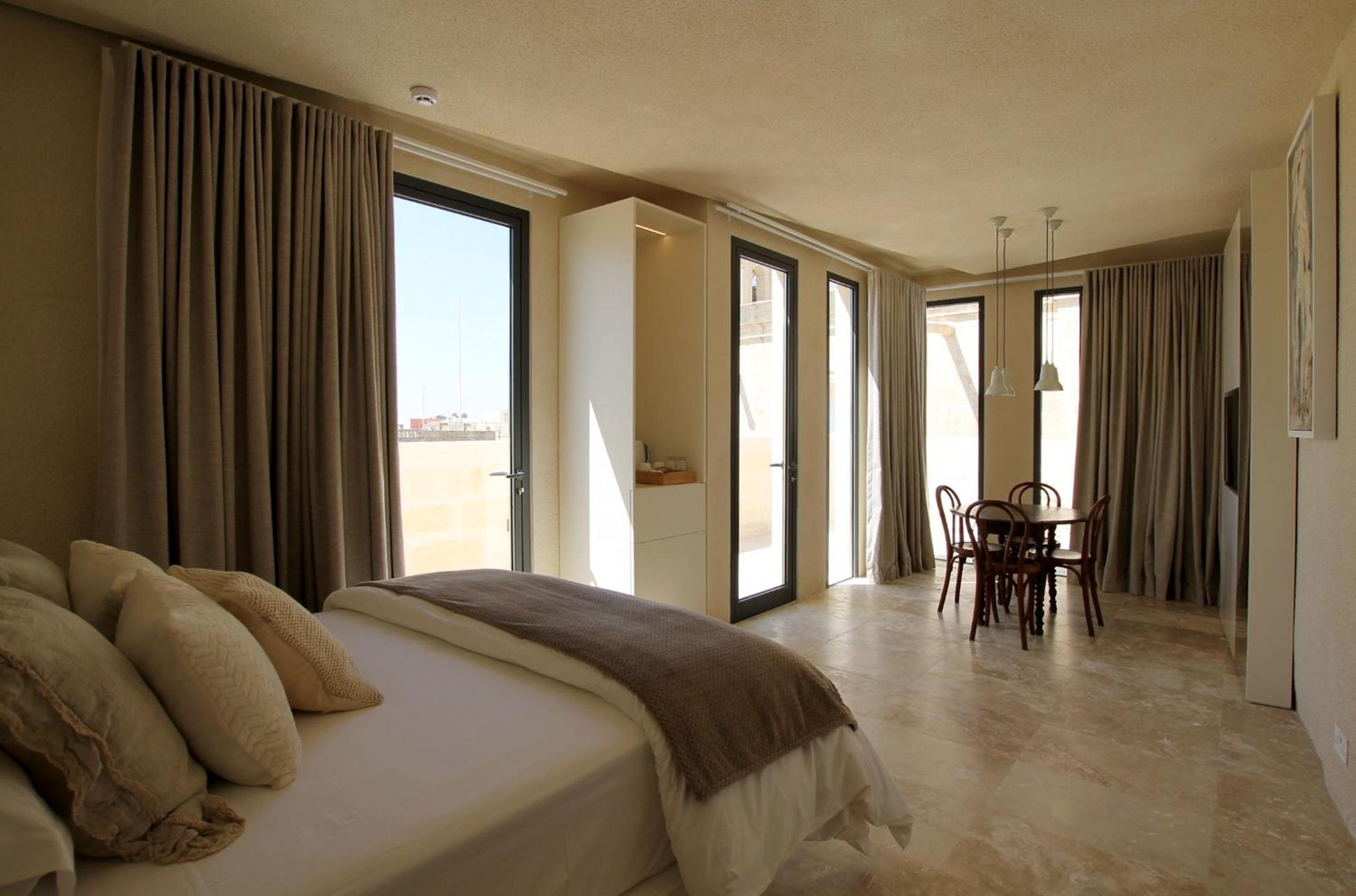Suite with Terrace photo 1