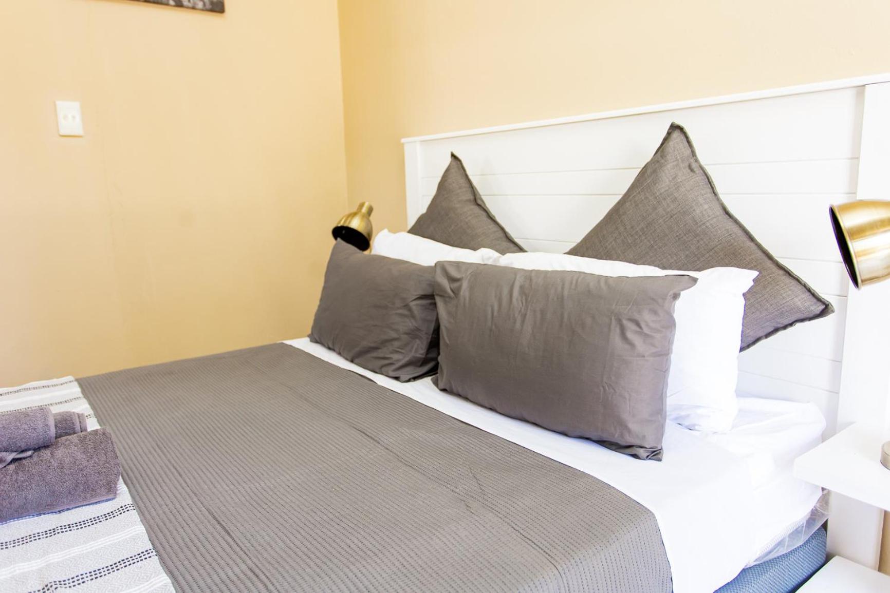 Deluxe Double or Twin Room photo 1