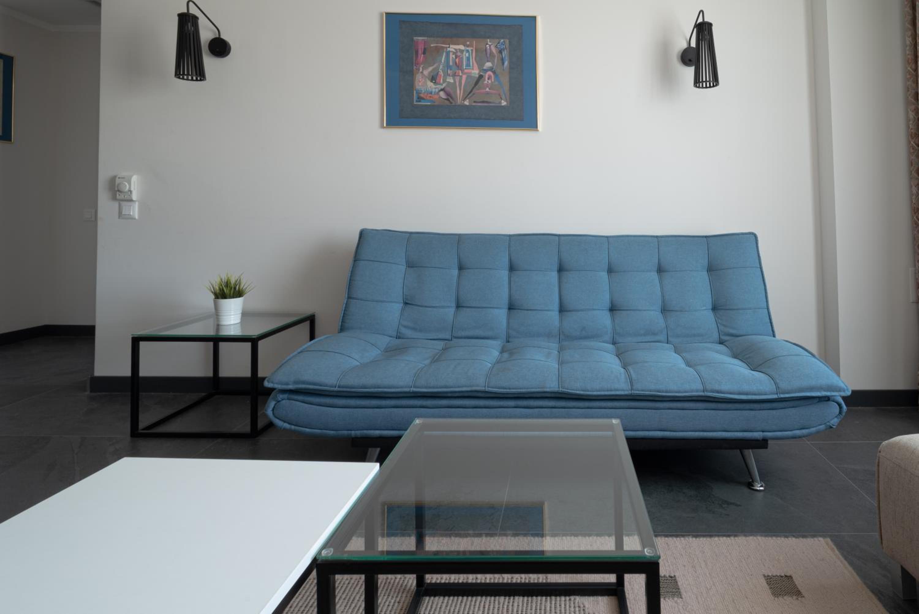 Two-Bedroom Apartment - Photo 11
