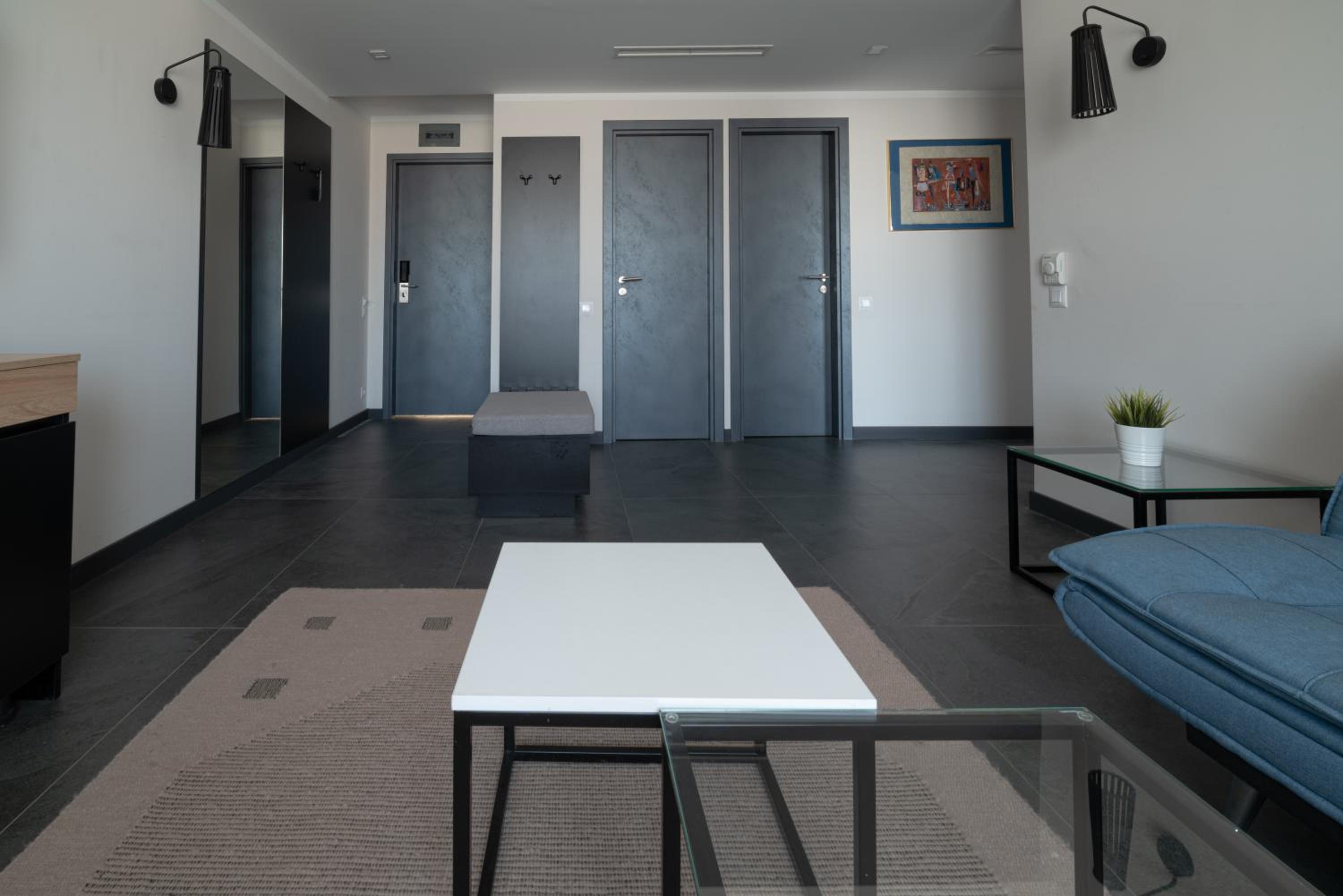 Two-Bedroom Apartment - Photo 6