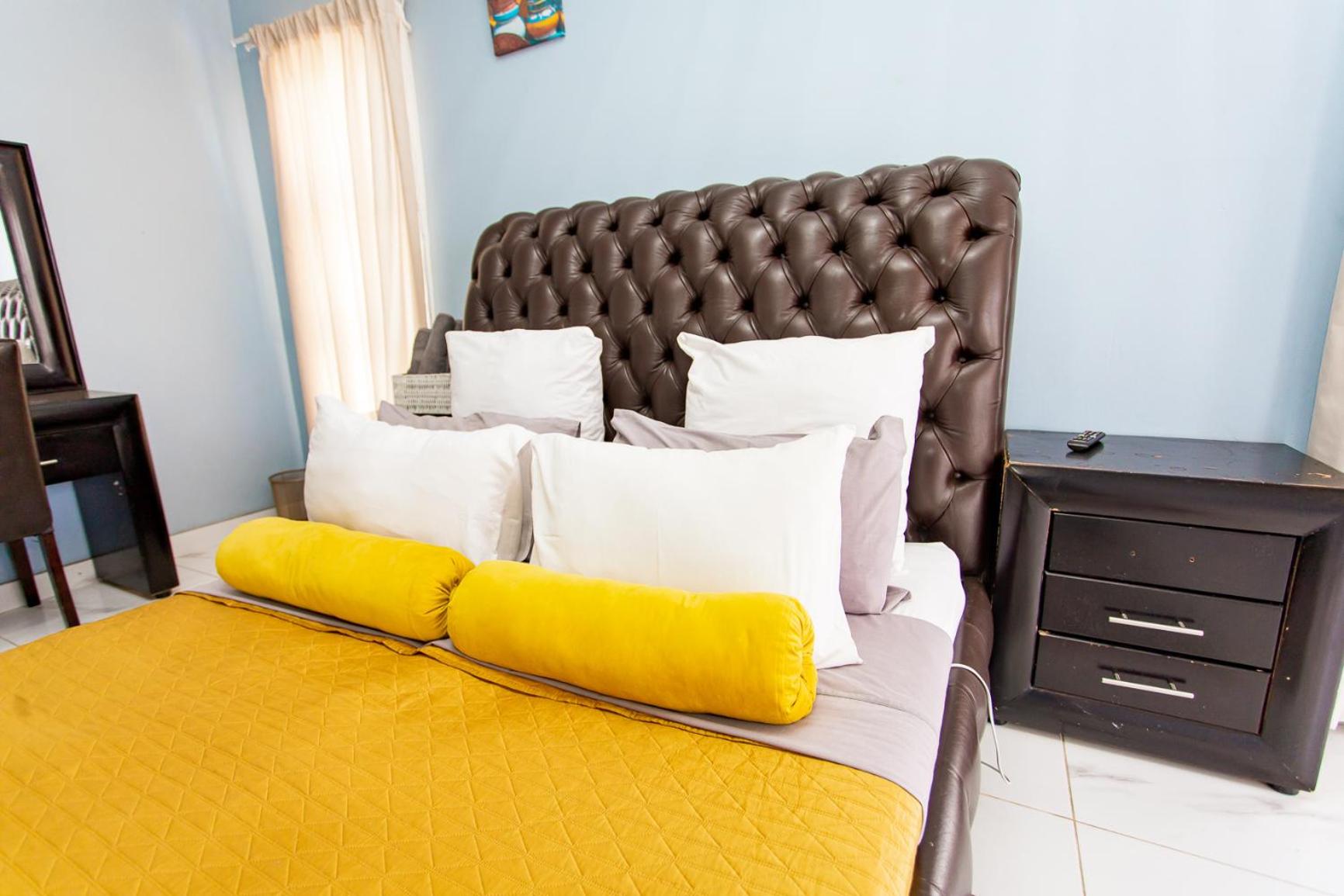 Deluxe Double Room with Balcony photo 1