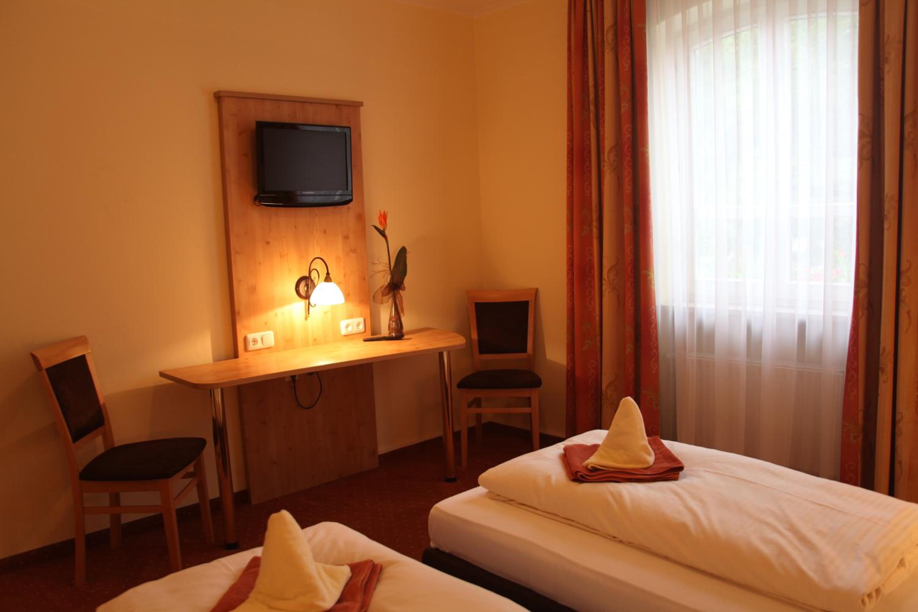 Double Room - Photo 6