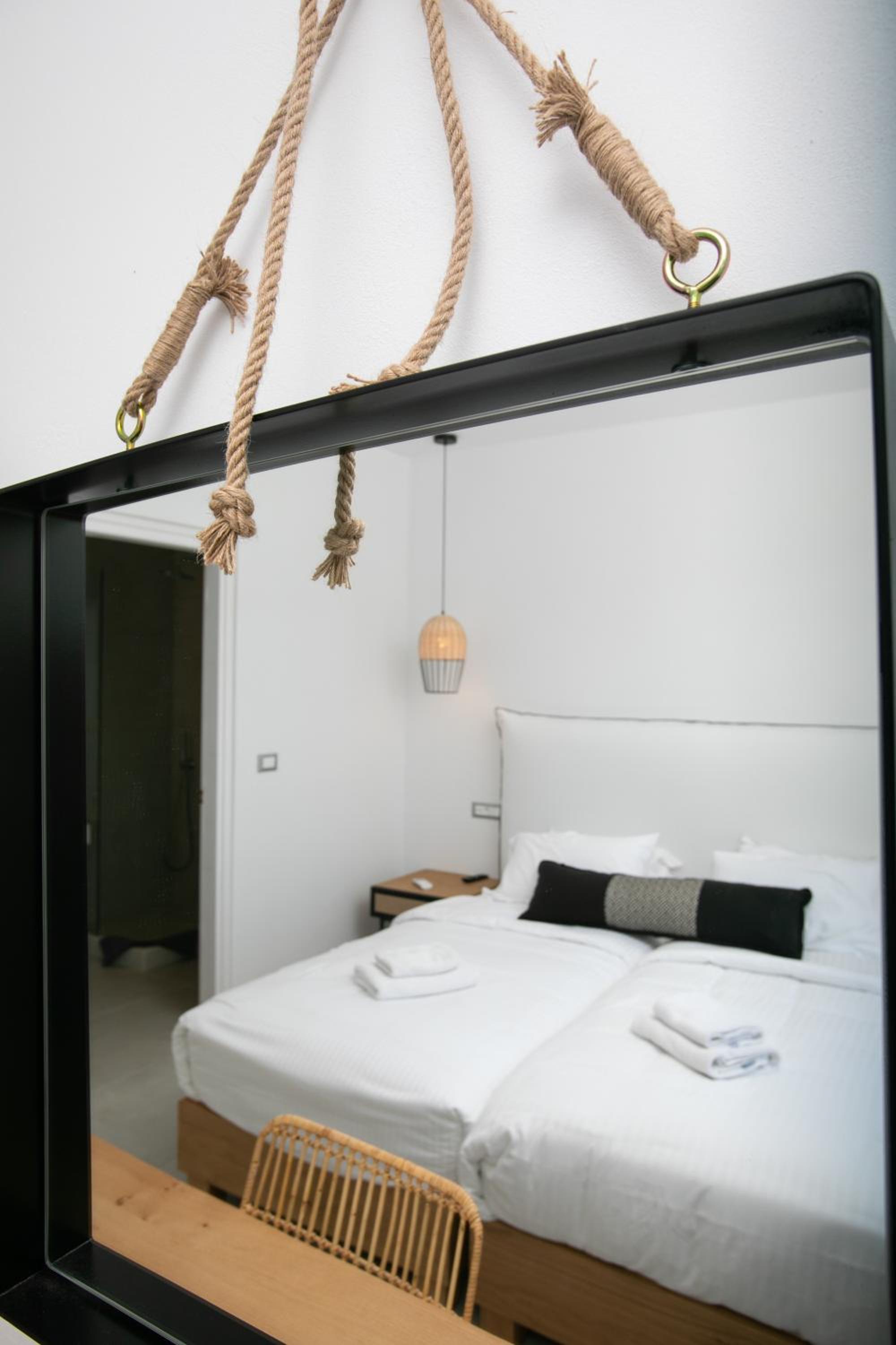 Deluxe Double or Twin Room with Sea View - Photo 5