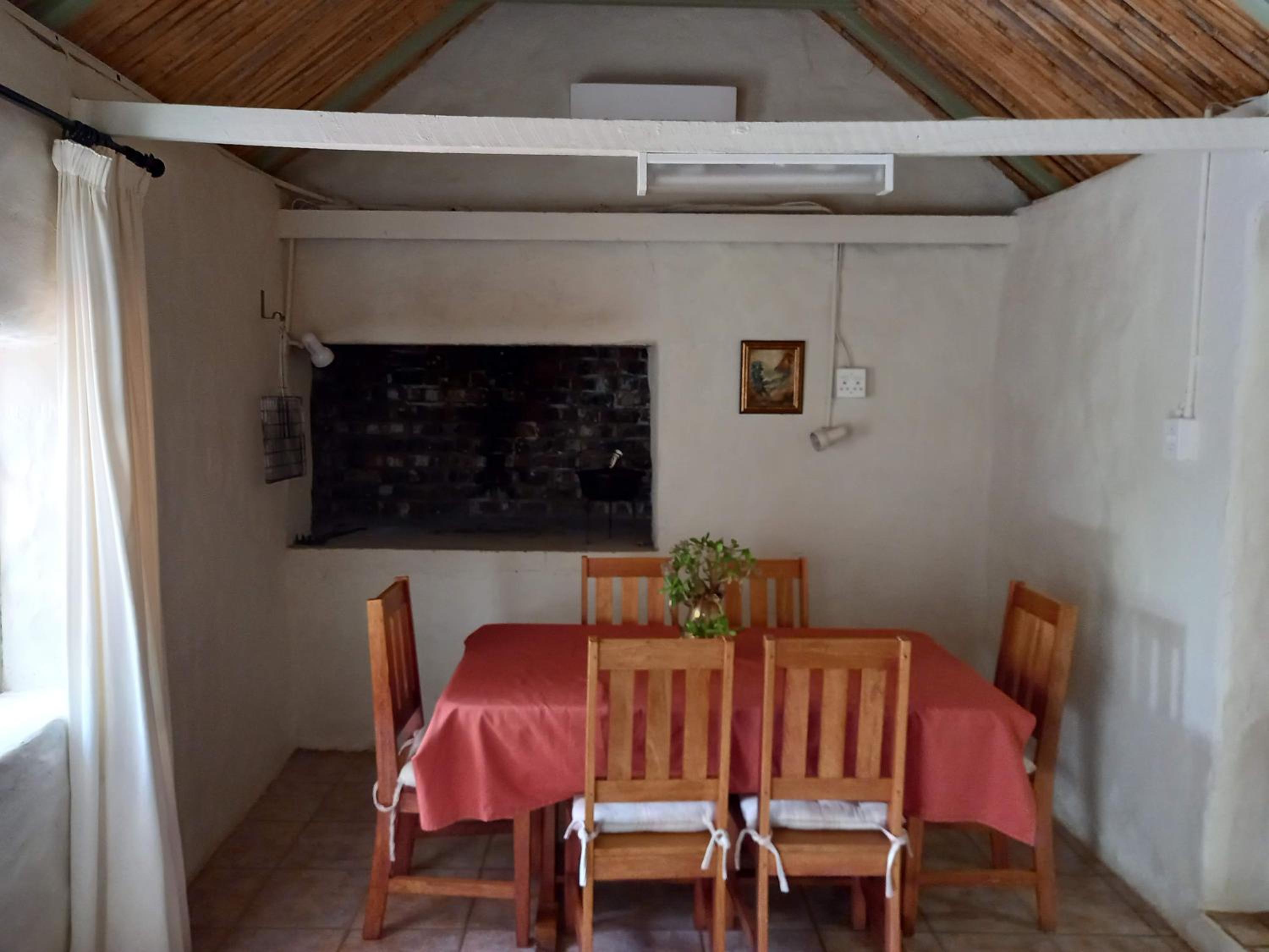 Two-Bedroom Cottage photo 2