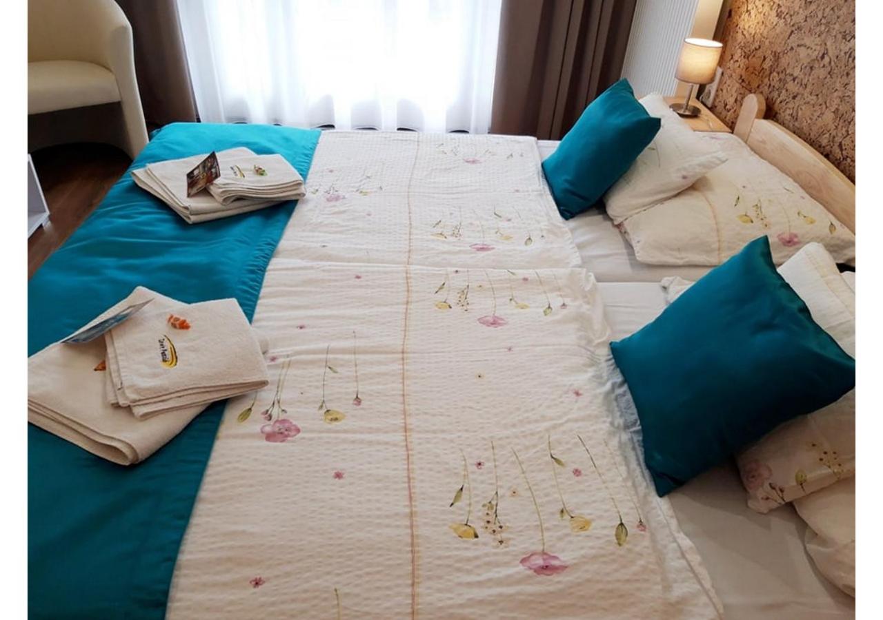 Standard Twin Room - Photo 5