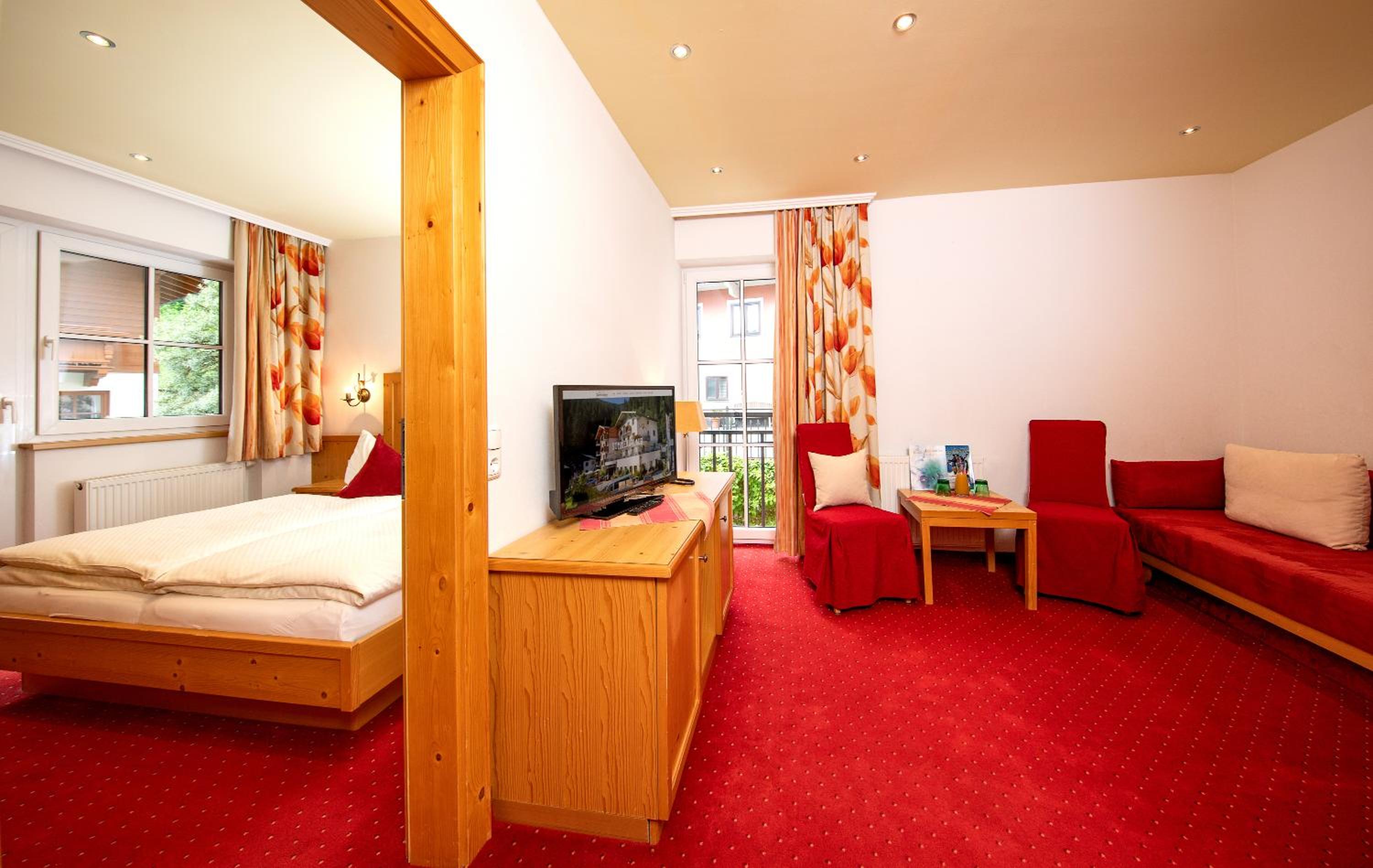 Junior Suite - Photo 1