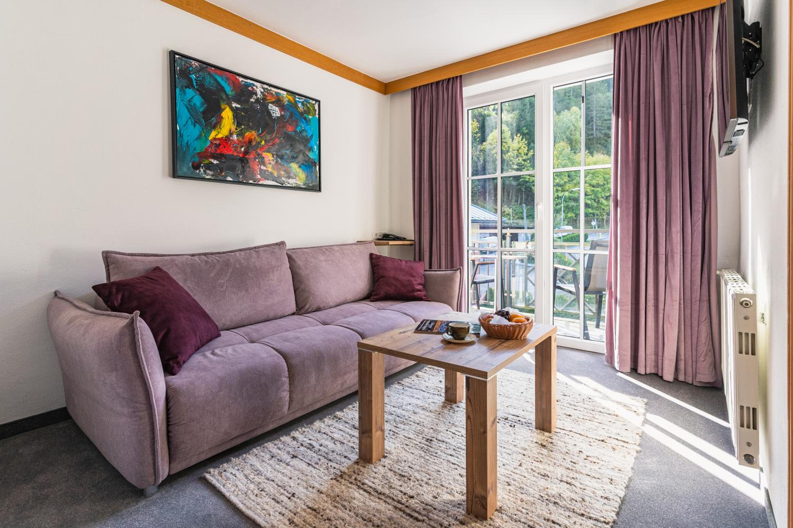 Superior Suite - Photo 4