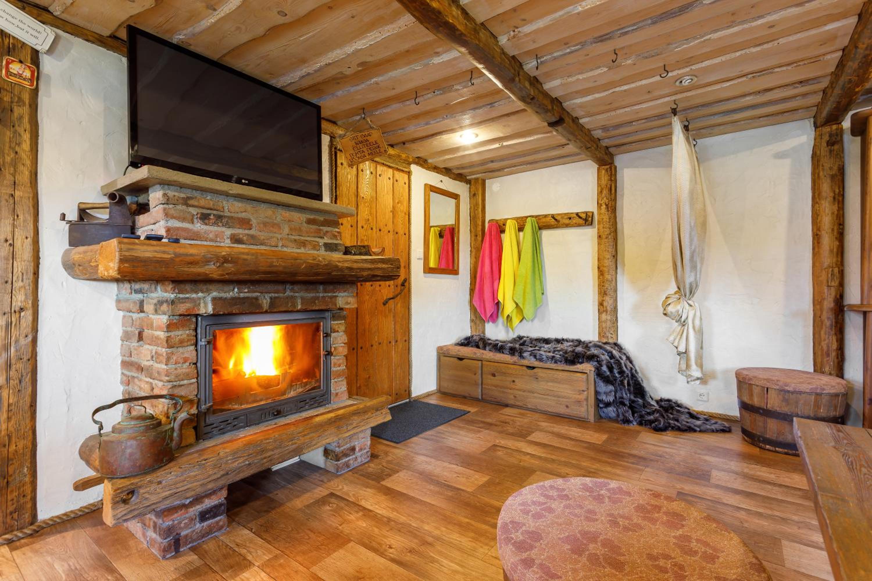 Two-Bedroom Apartment - Photo 8