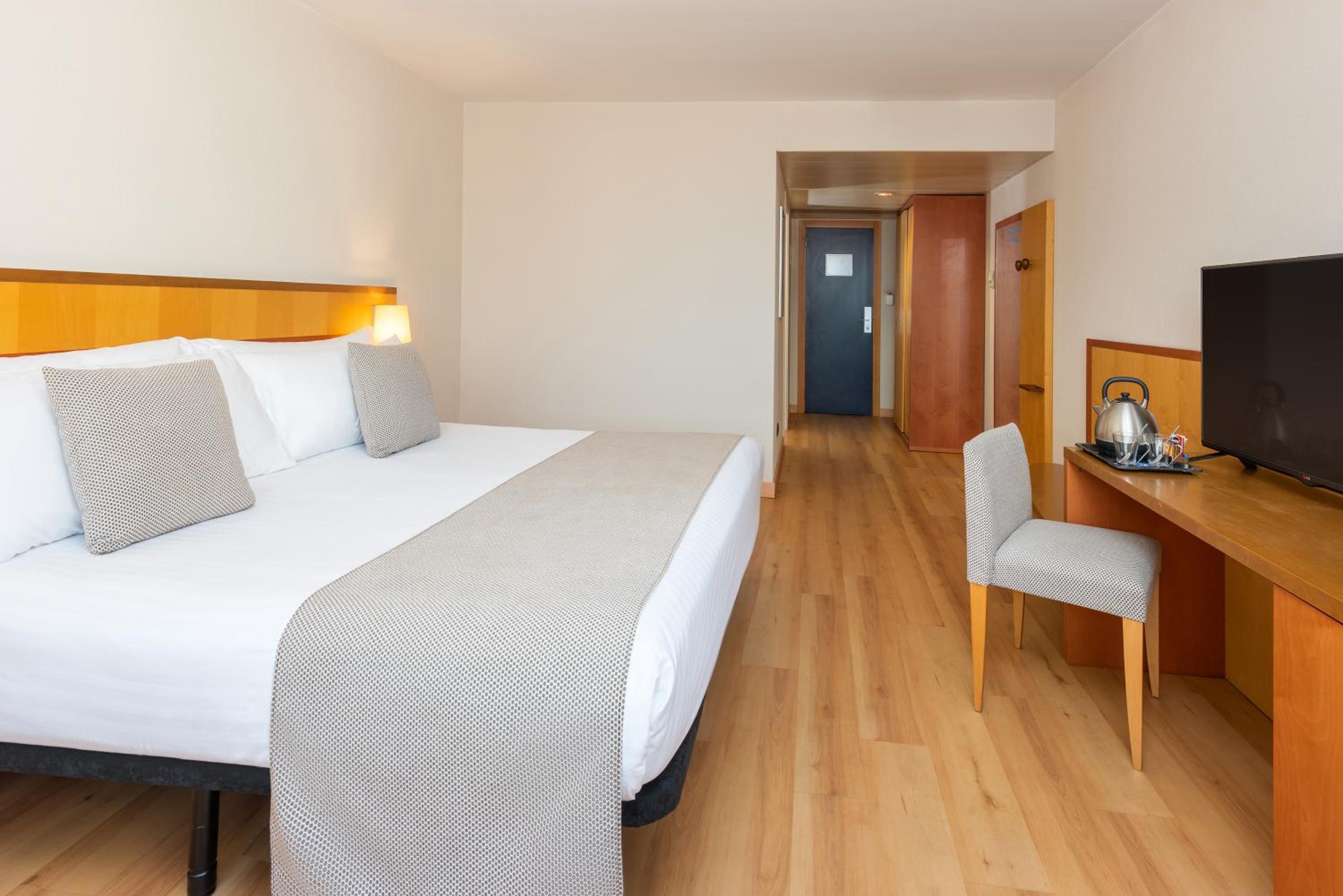 Premium Double Room - Photo 2