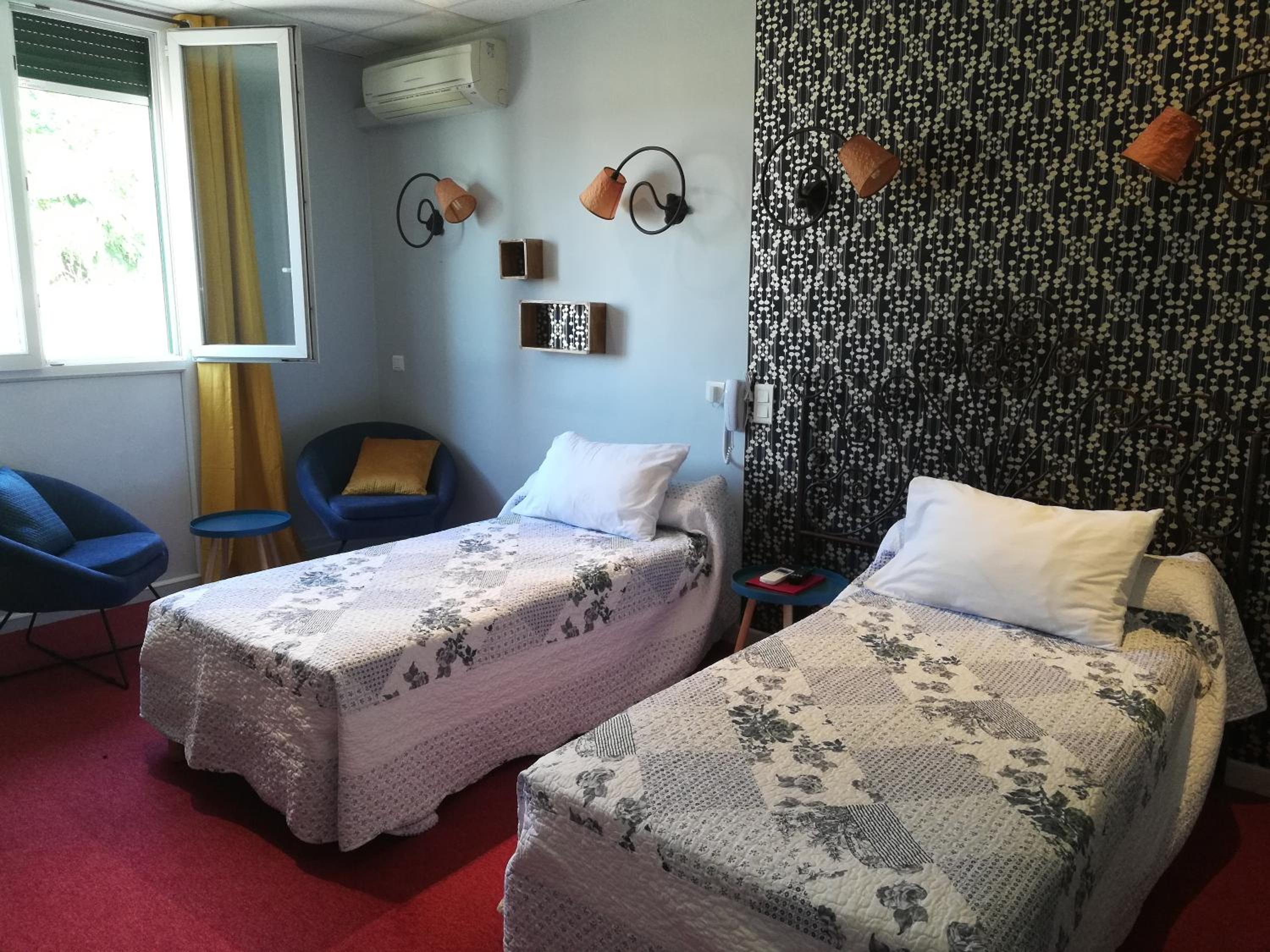 Comfort Twin Room - Photo 1