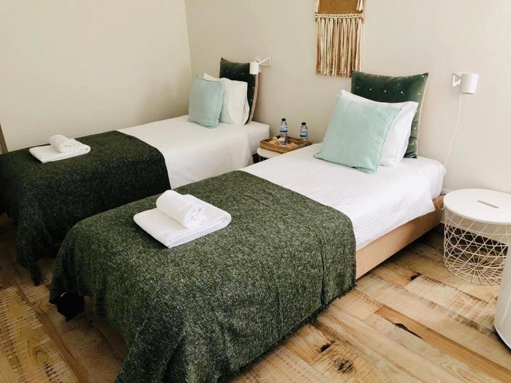 Double Room with Private Bathroom - Photo 9