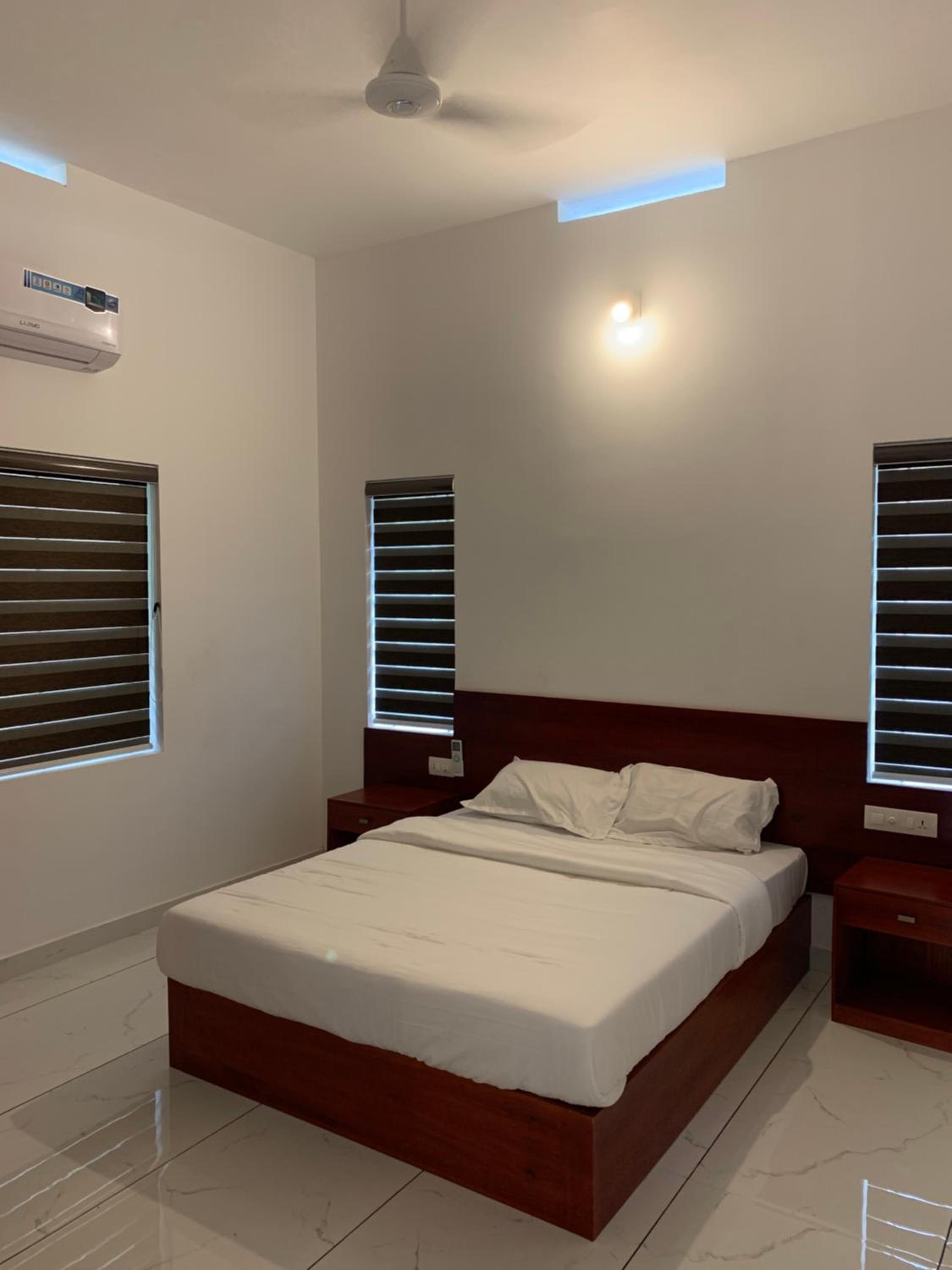 Three-Bedroom Villa photo 3