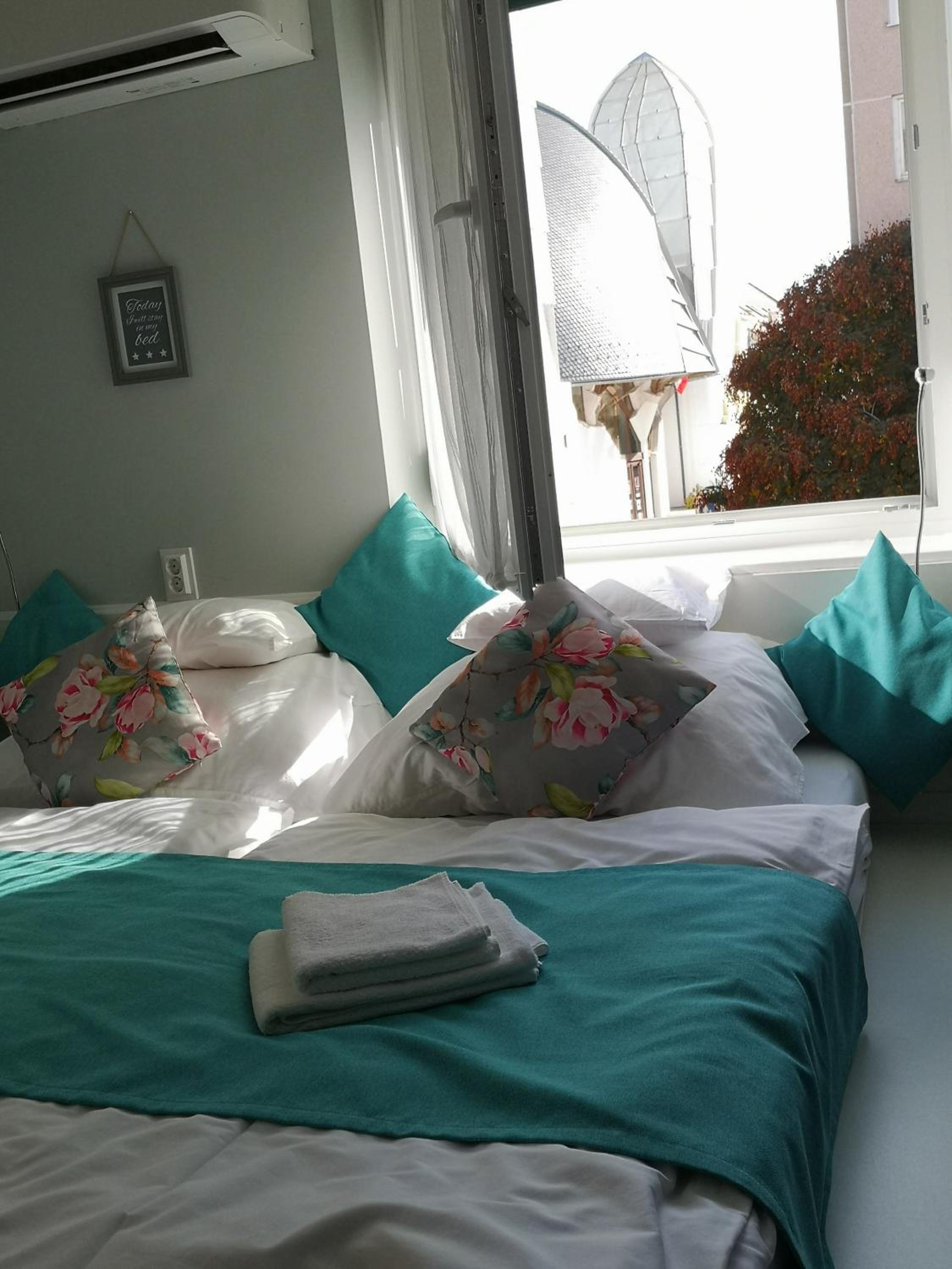 Two-Bedroom Apartment - Photo 30