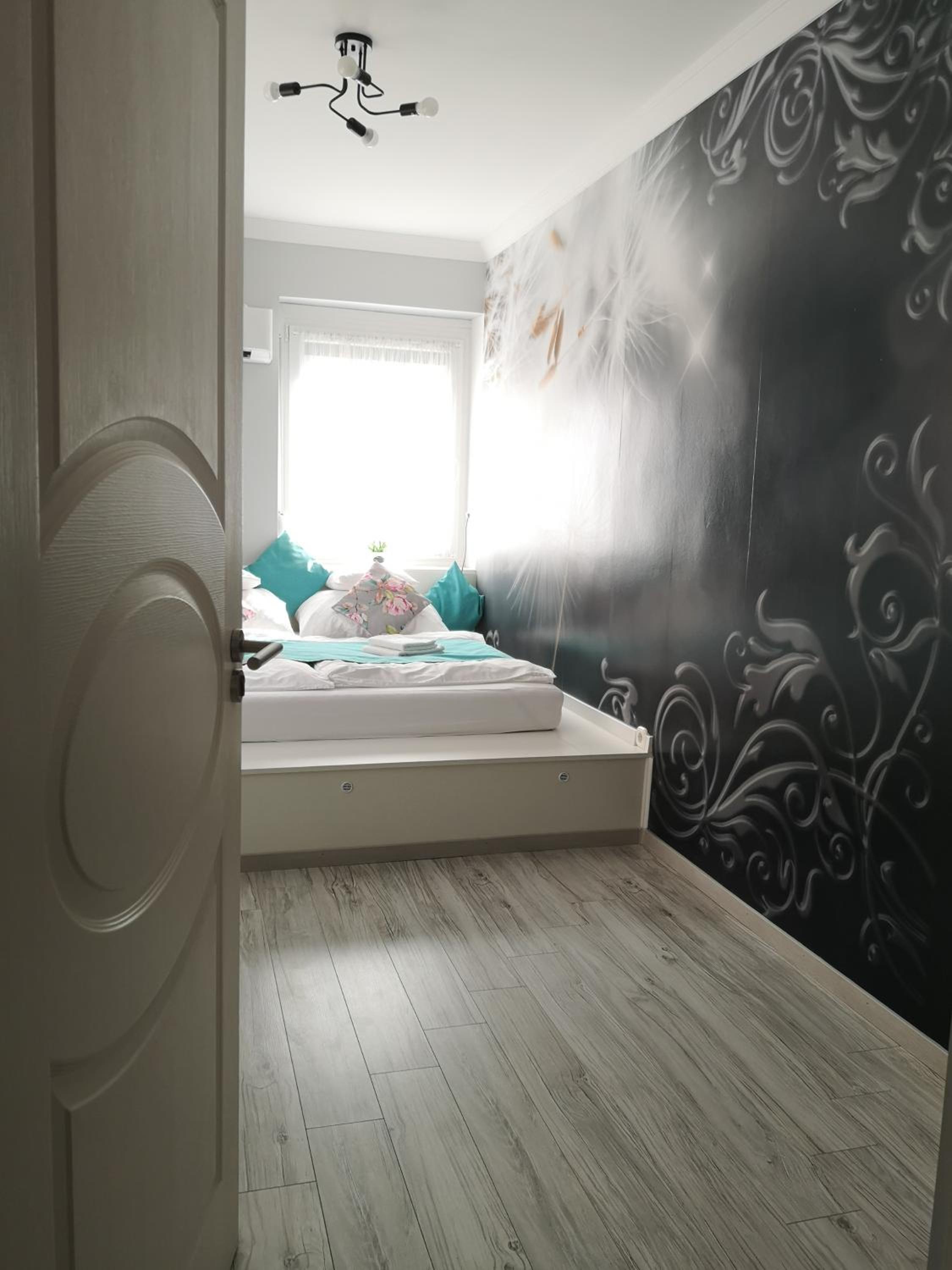 Two-Bedroom Apartment - Photo 17