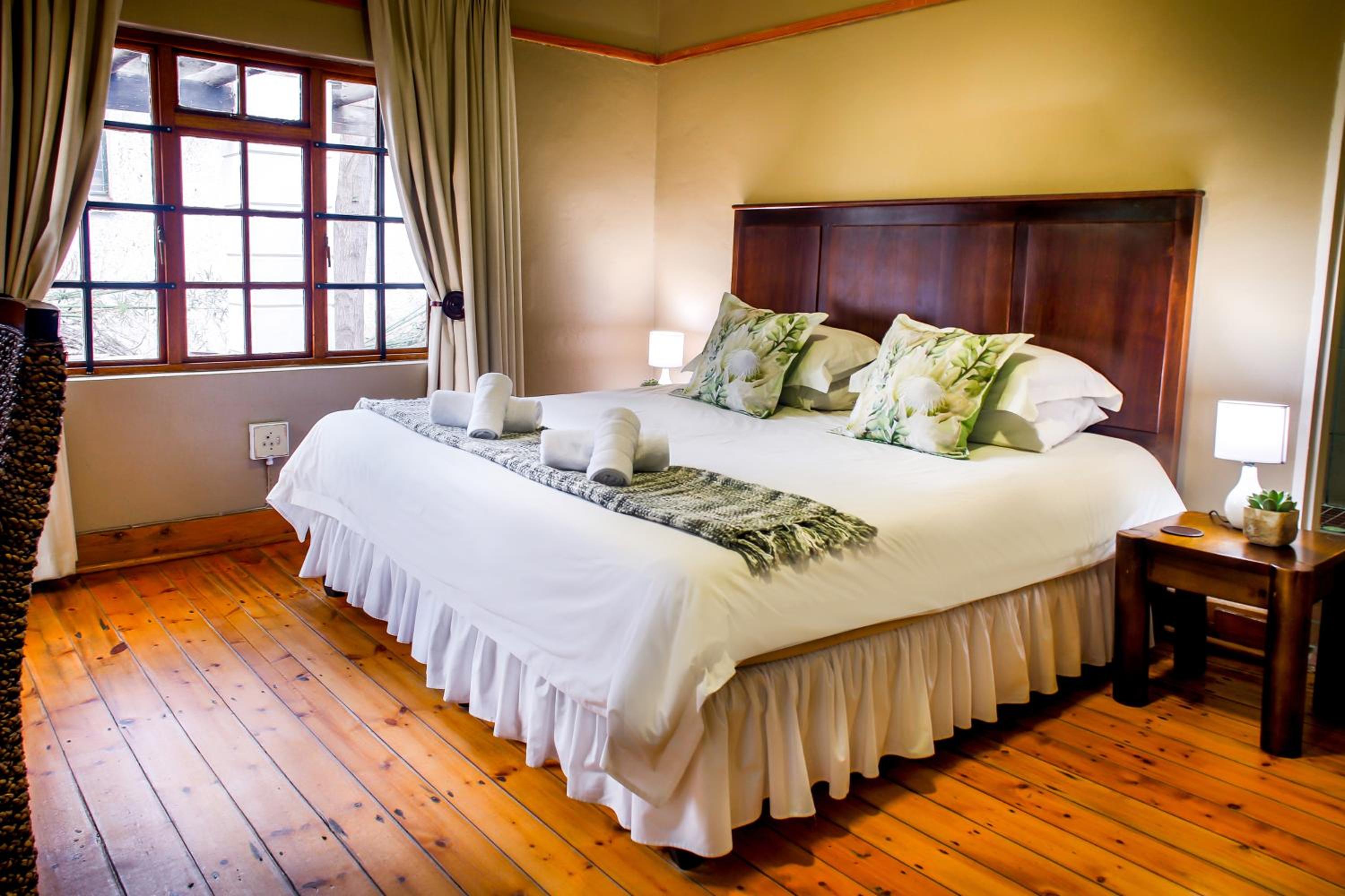 Standard Queen Room photo 1