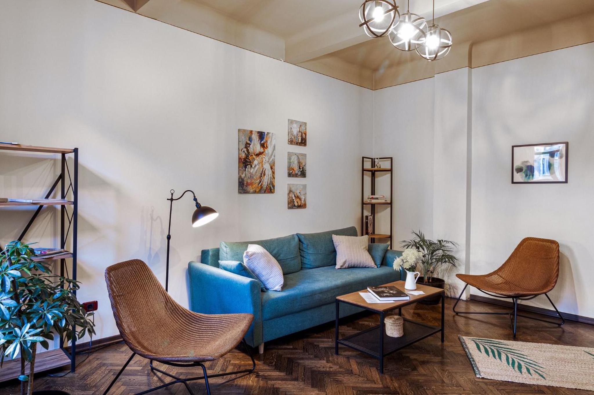 One-Bedroom Apartment