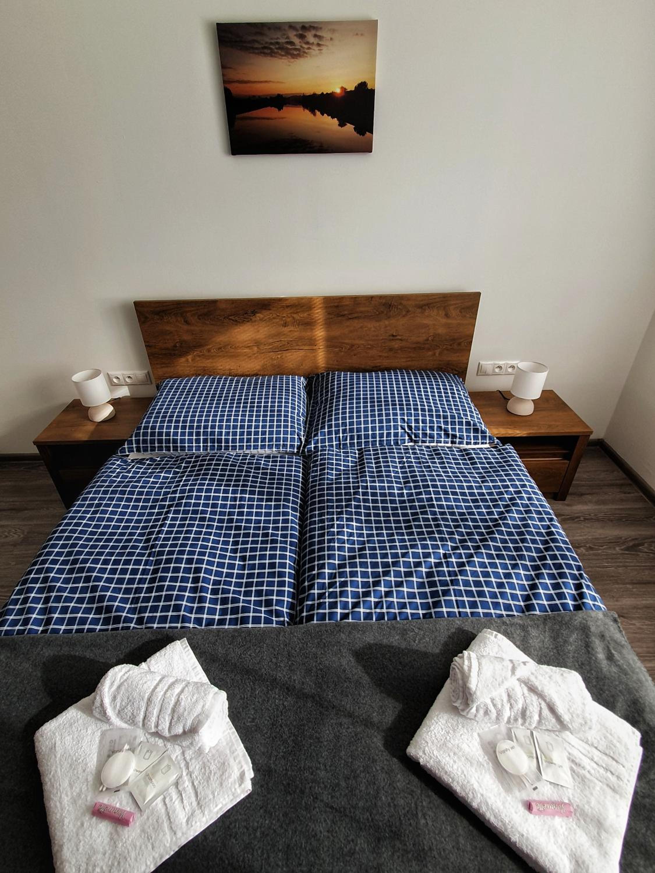 One-Bedroom Apartment - Photo 13