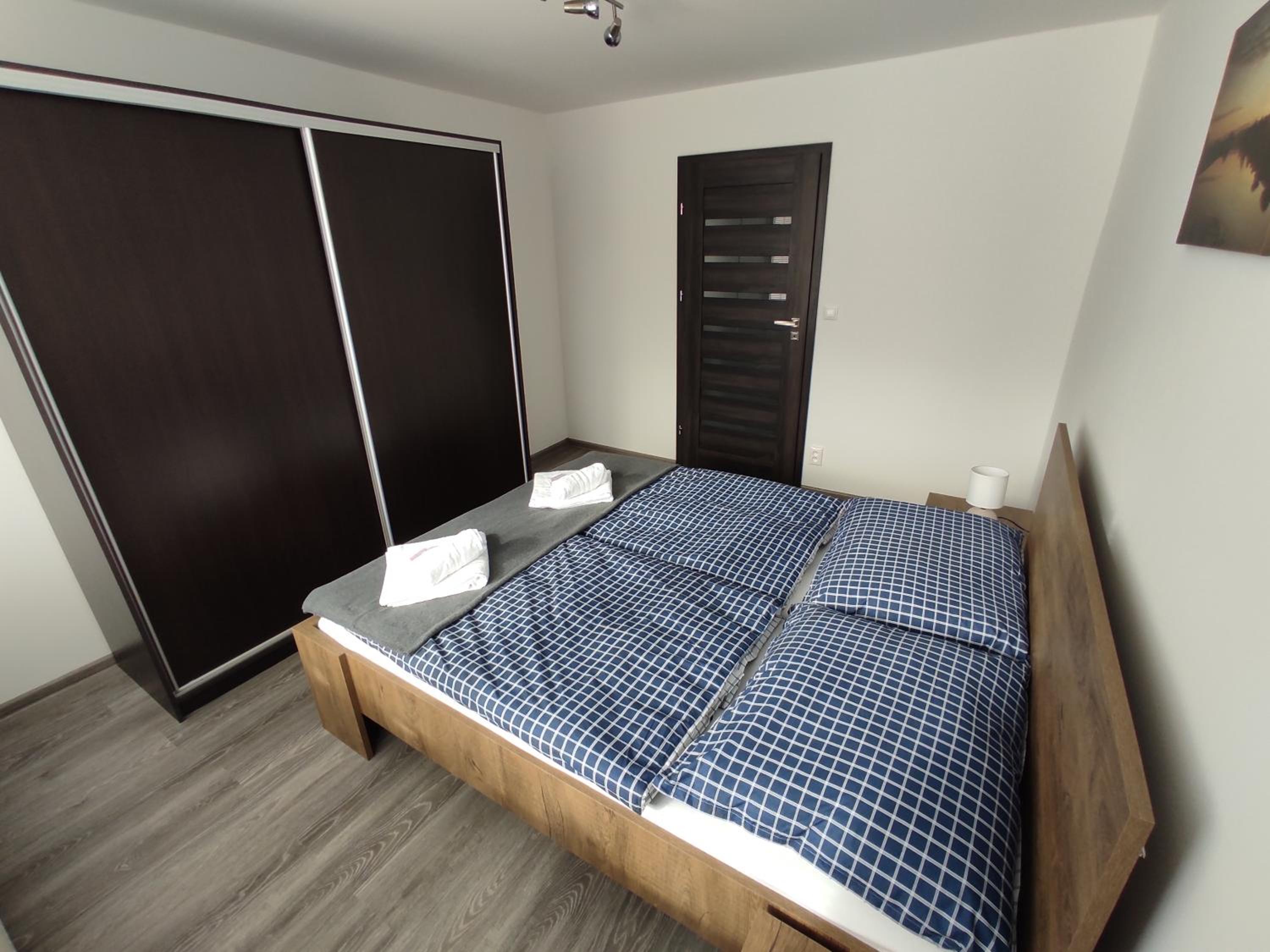 One-Bedroom Apartment - Photo 11
