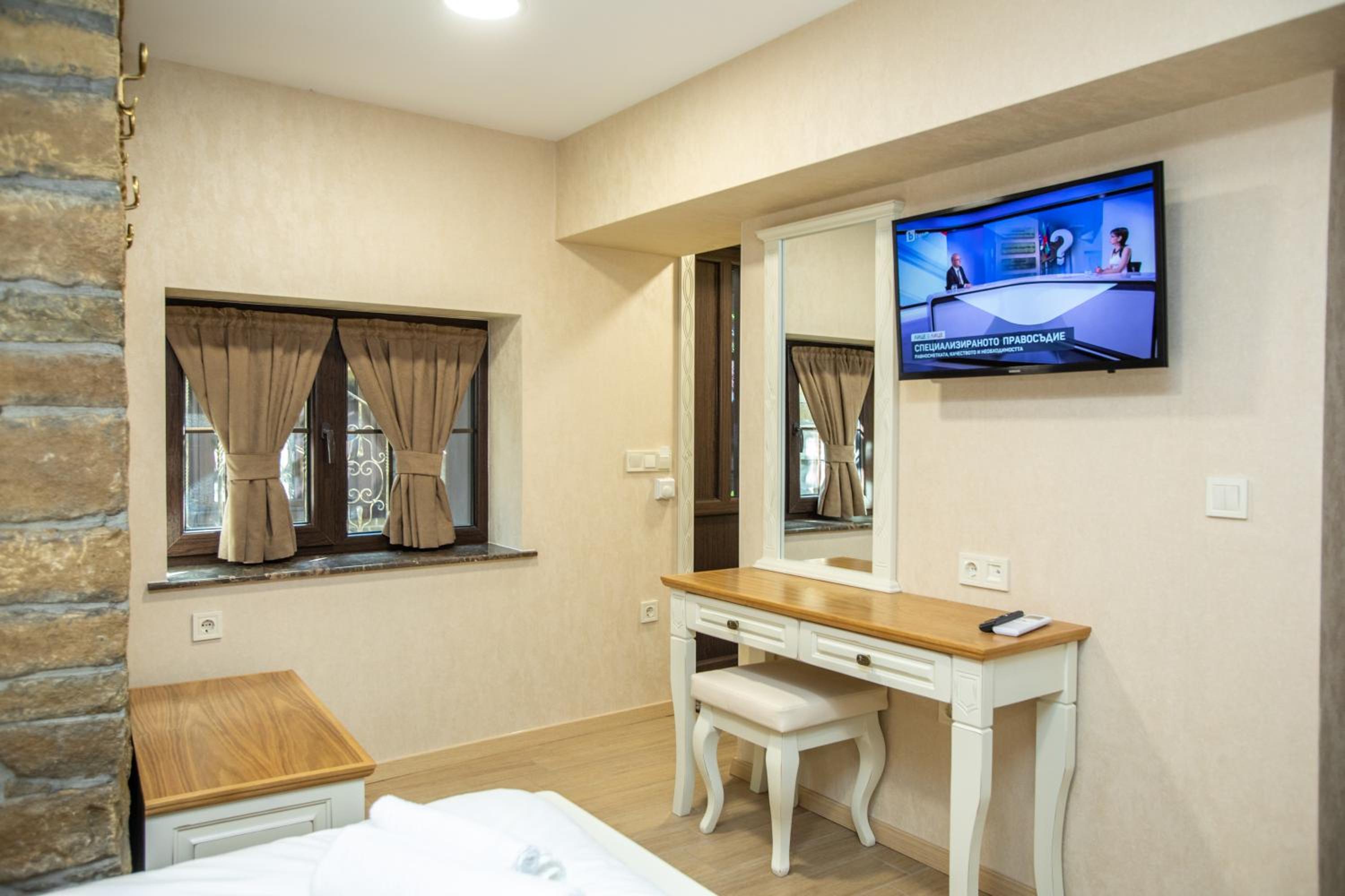 Deluxe Double Room photo 3