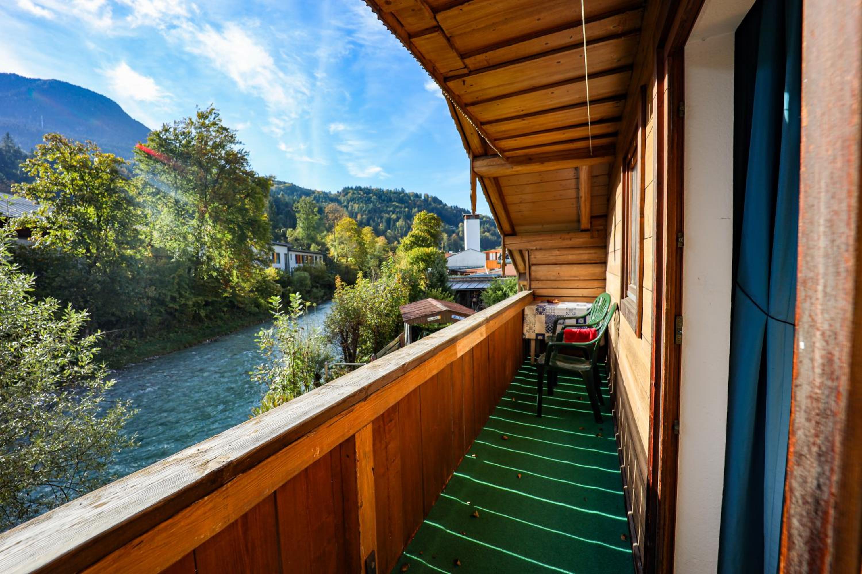 Double or Twin Room with Mountain View photo 2