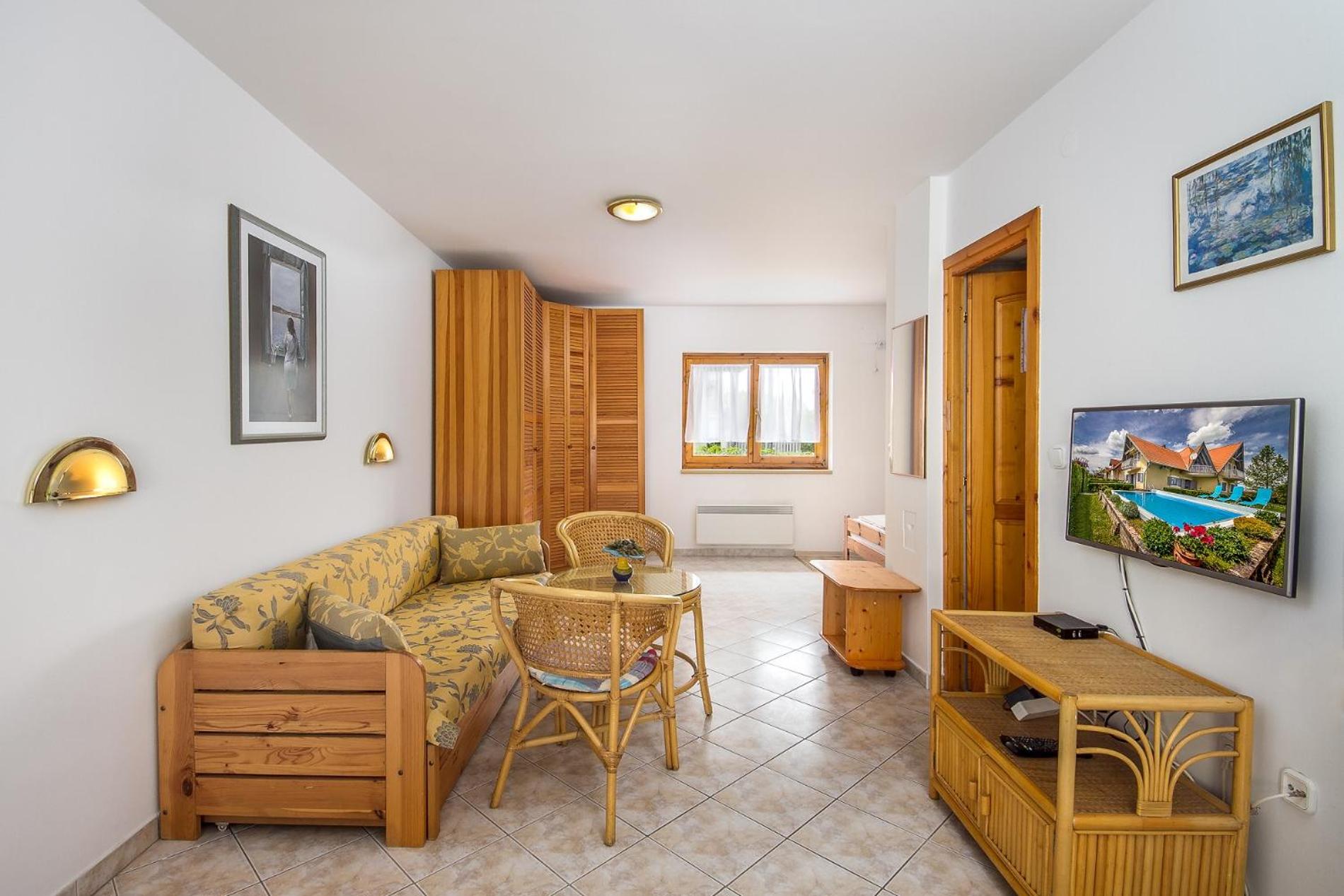 Apartment with Terrace photo 1