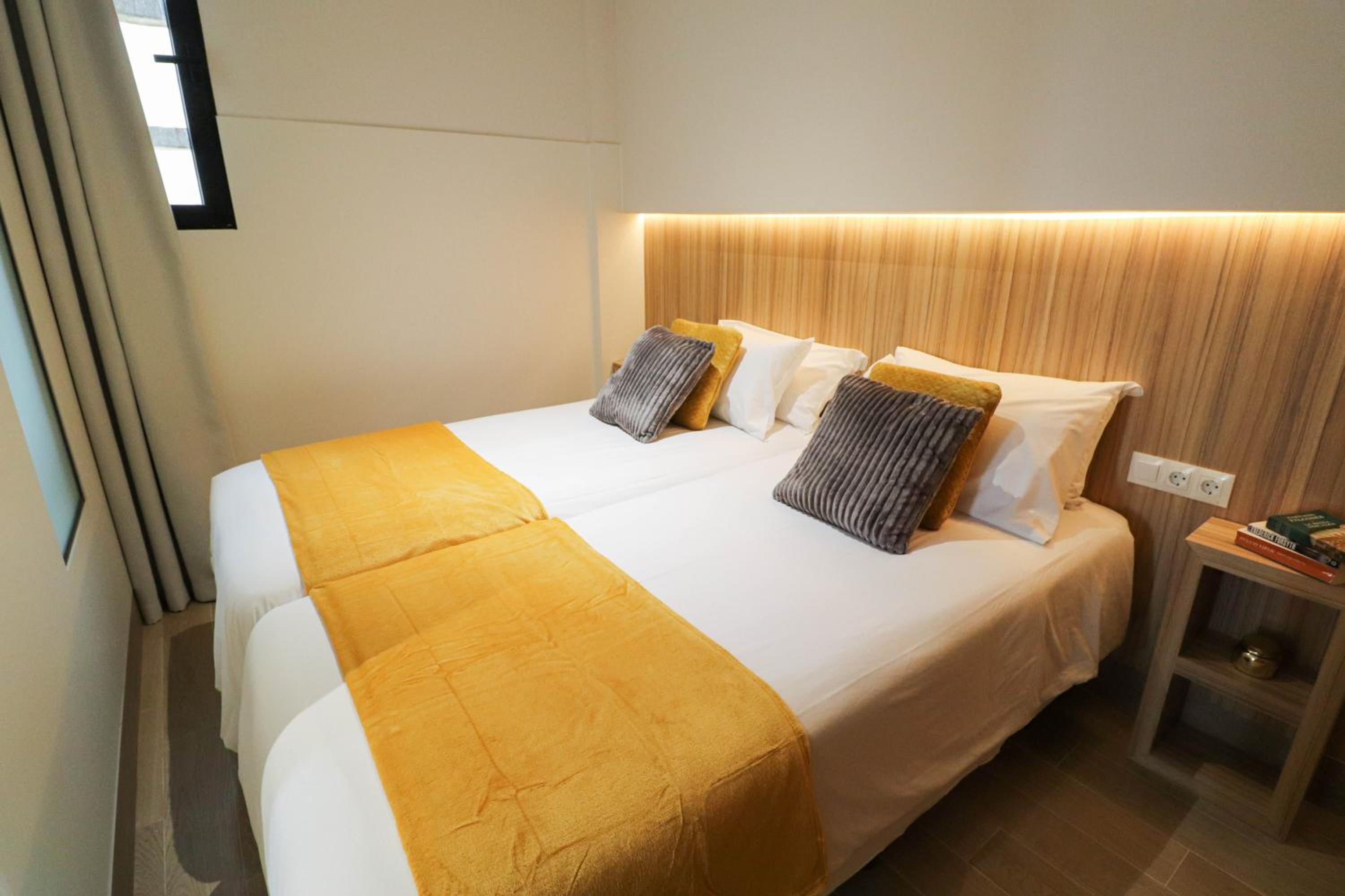 One-Bedroom Apartment - Photo 7