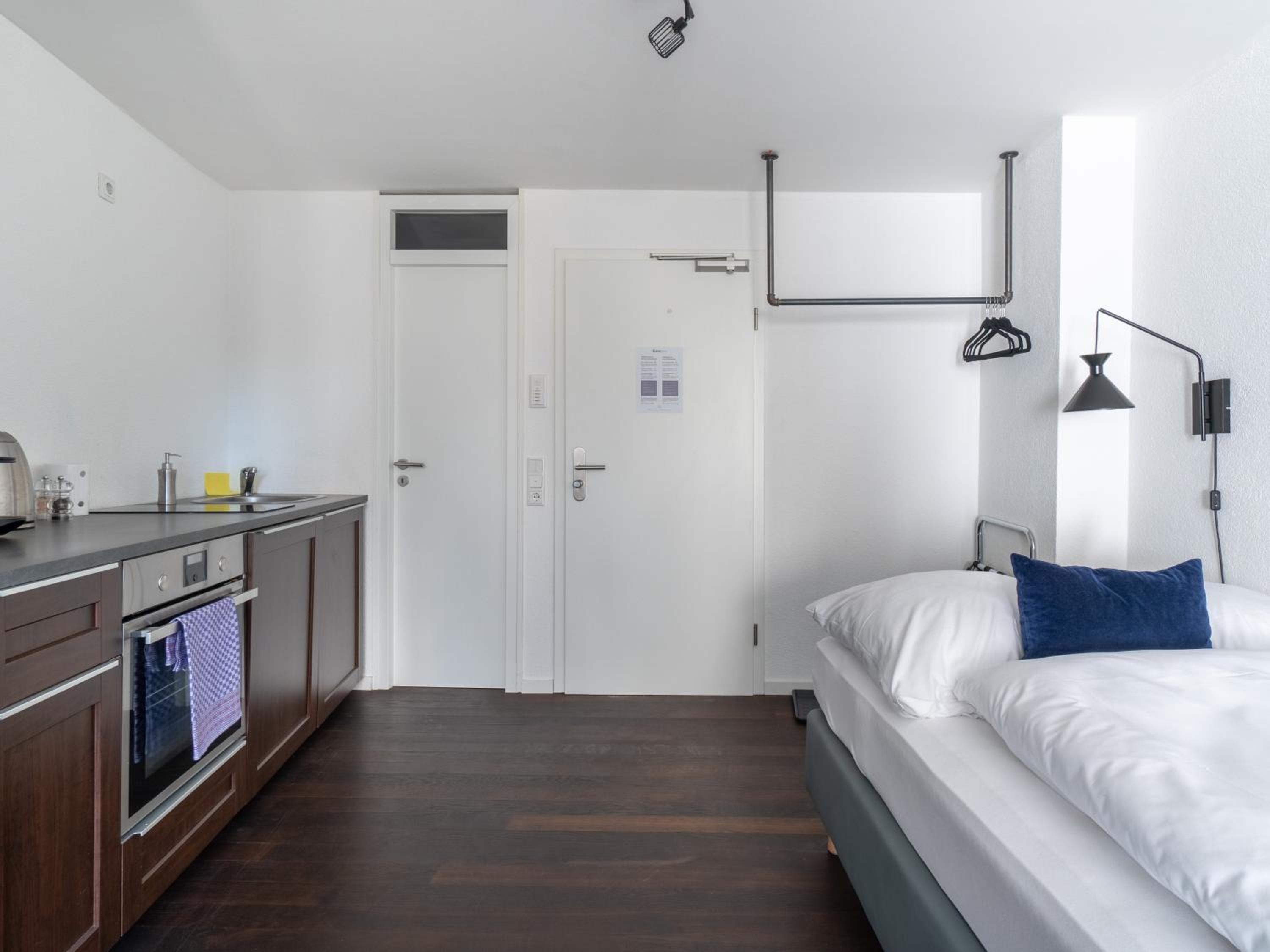 Single Suite with Balcony photo 2