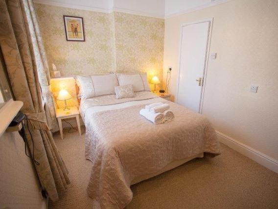 Small Double Room photo 3