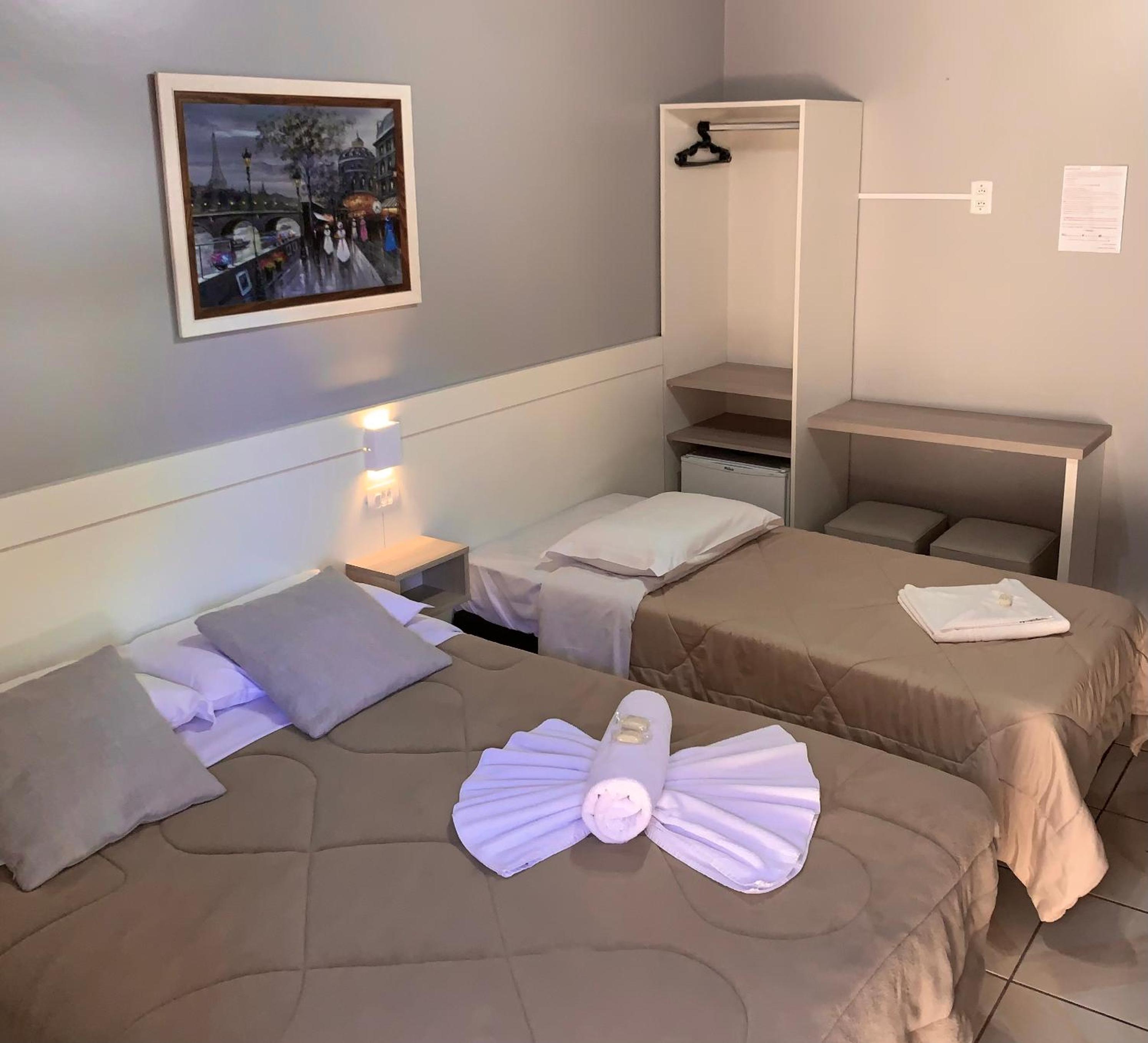 Triple Room - Photo 6