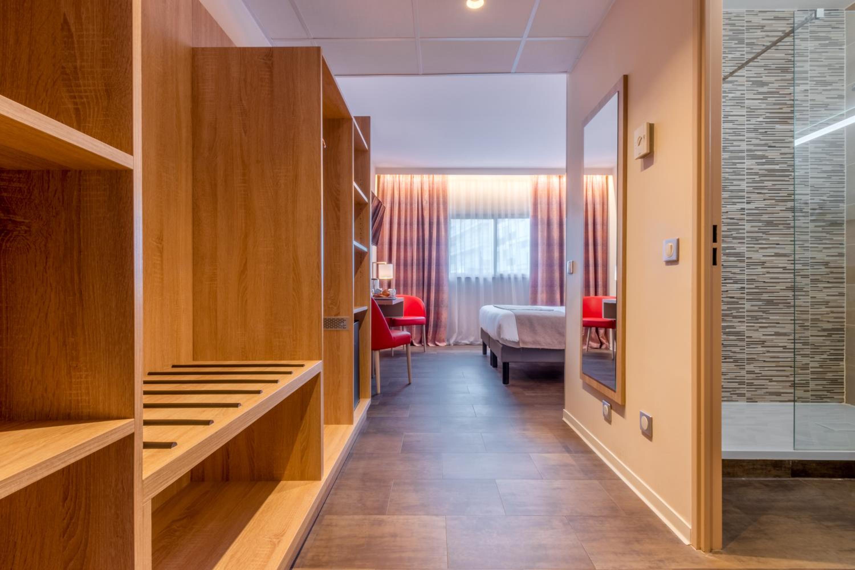 Double Room - Photo 4
