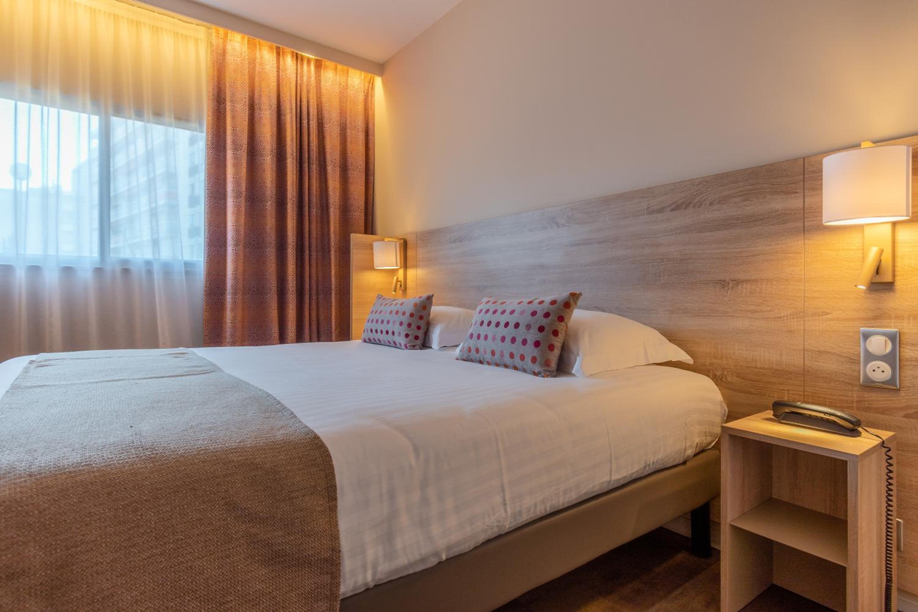 Double Room - Photo 3