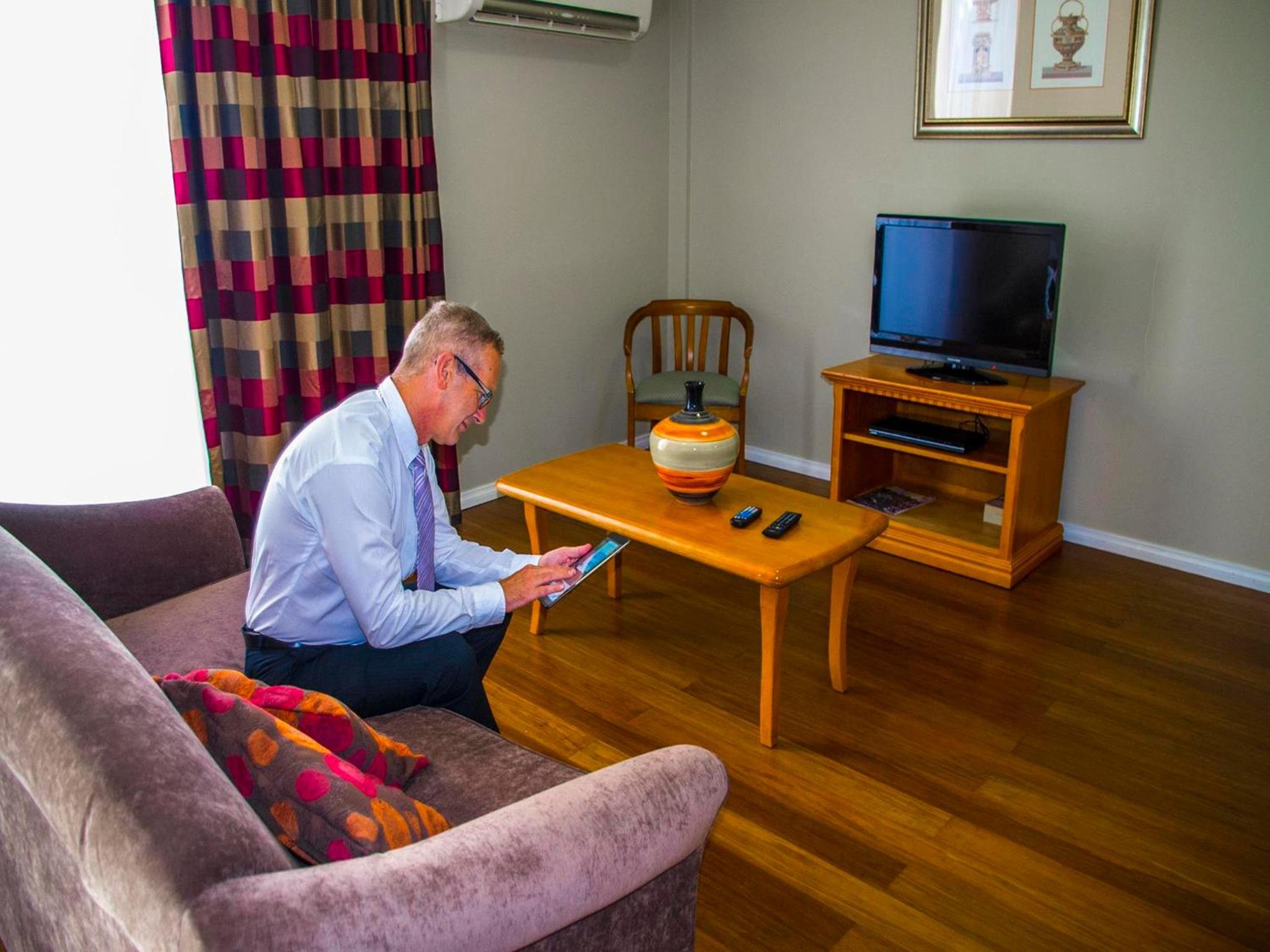 One-Bedroom Apartment - Disability Access photo 3