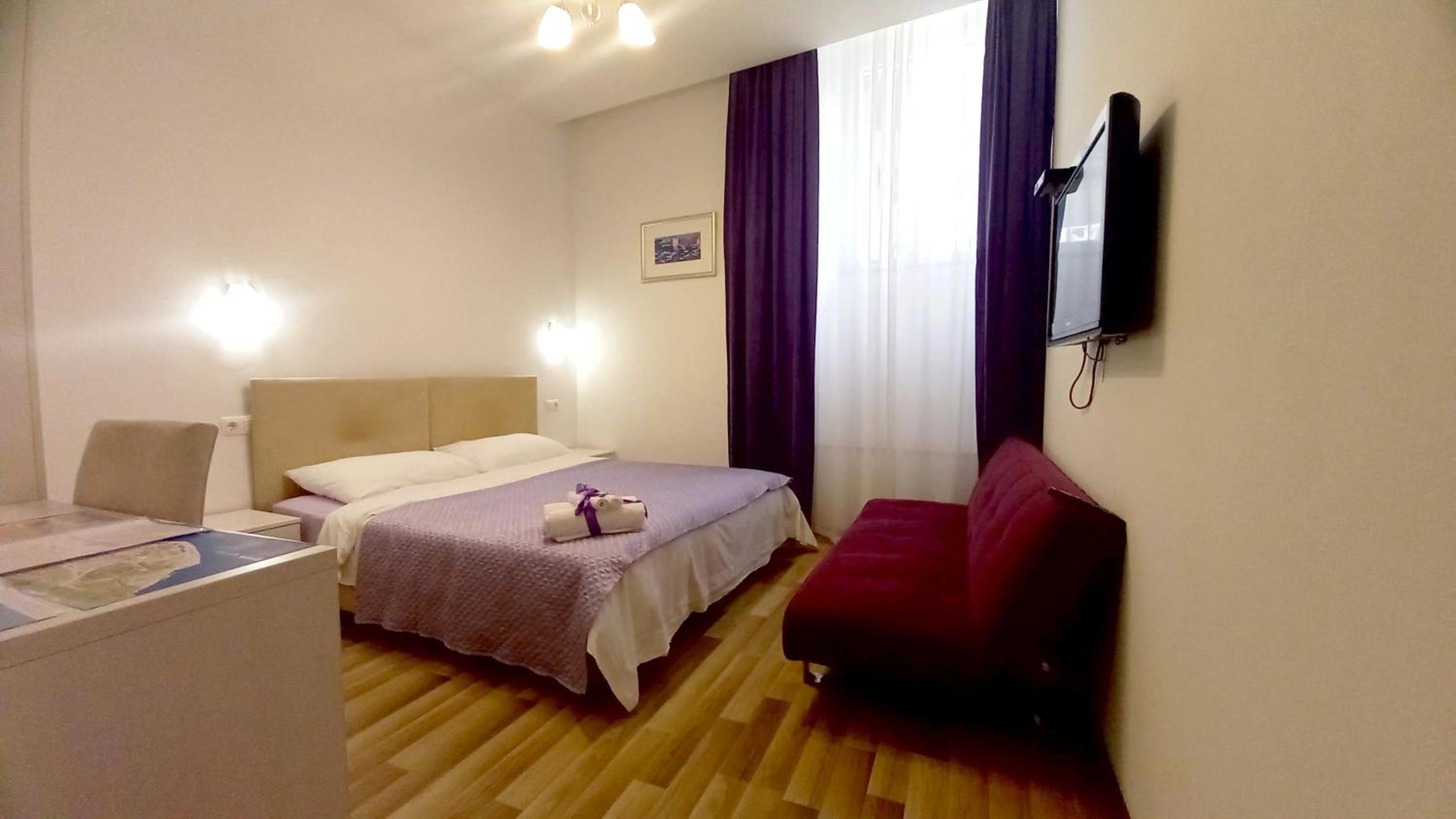 Standard Double Room - Photo 1
